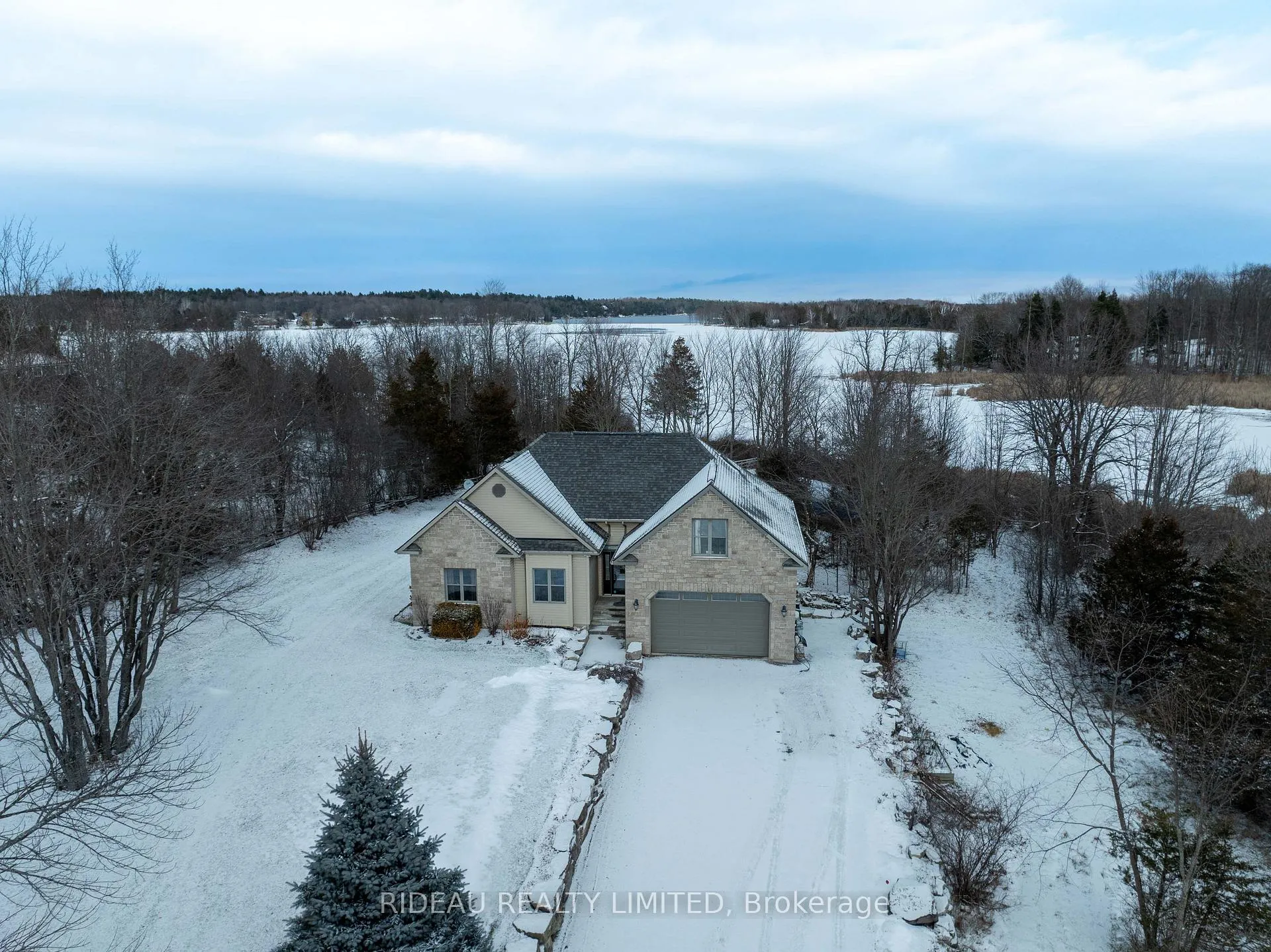 Photo 4 of 25 Mcnamee Lane, Rideau Lakes, Rideau Lakes (North Crosby) Twp — HOMEH