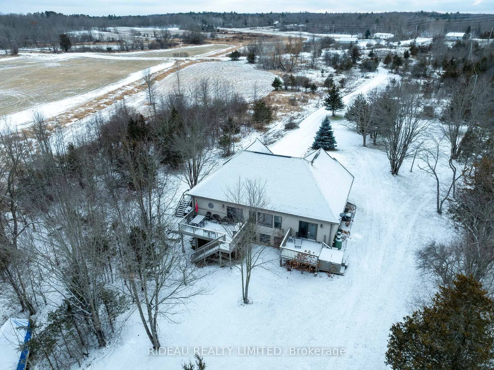 Photo 8 of 25 Mcnamee Lane, Rideau Lakes, Rideau Lakes (North Crosby) Twp — HOMEH