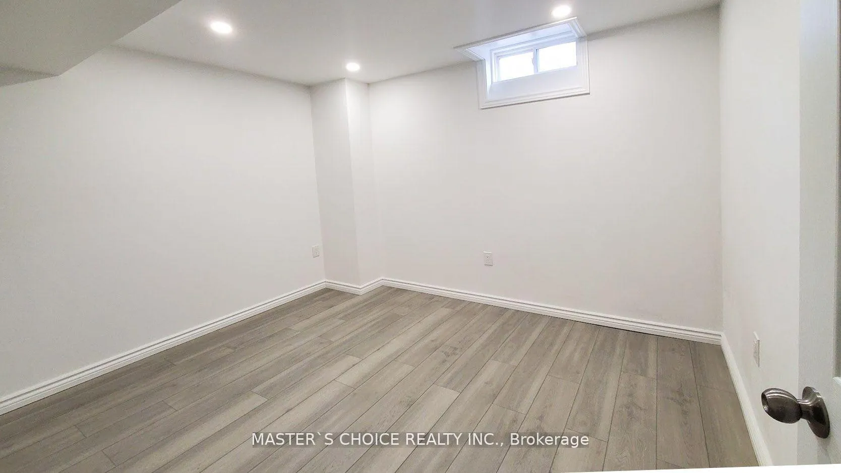 Photo 4 of Unit Bsmt, 48 Bunting Drive, Vaughan, Vellore Village — HOMEH
