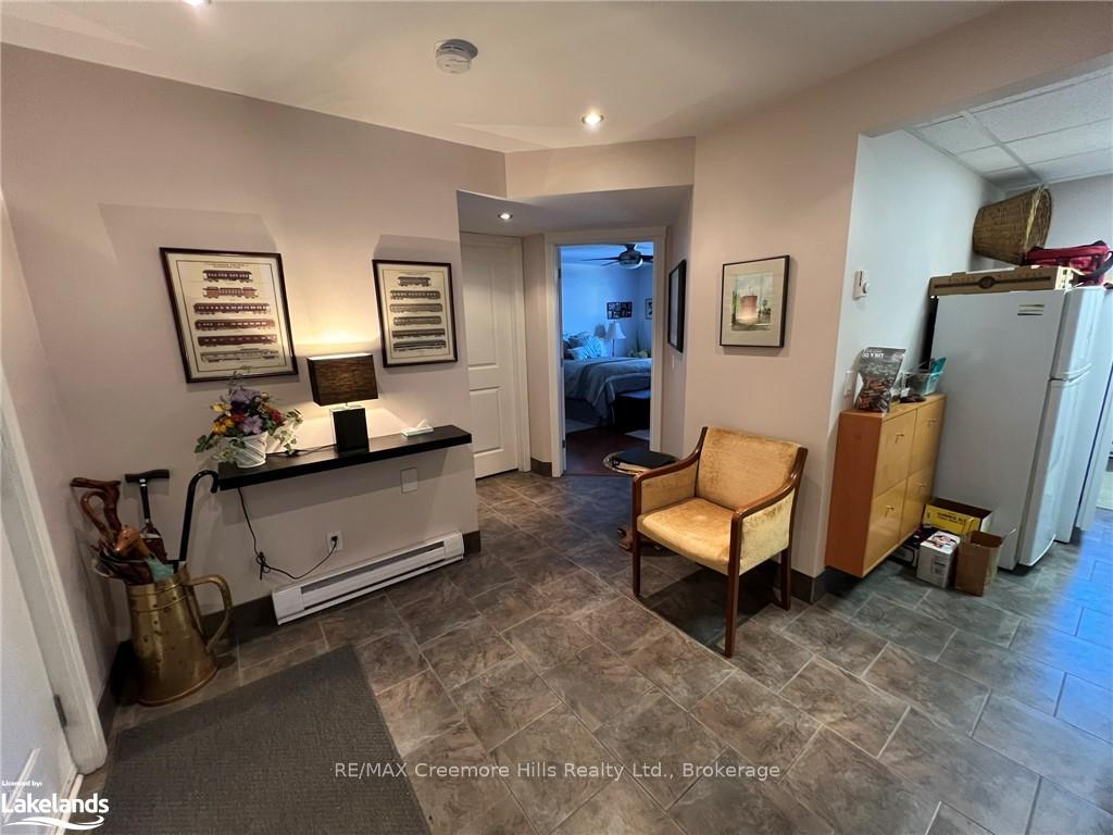 Photo 17 of 42 Francis Street W, Clearview, Creemore — HOMEH