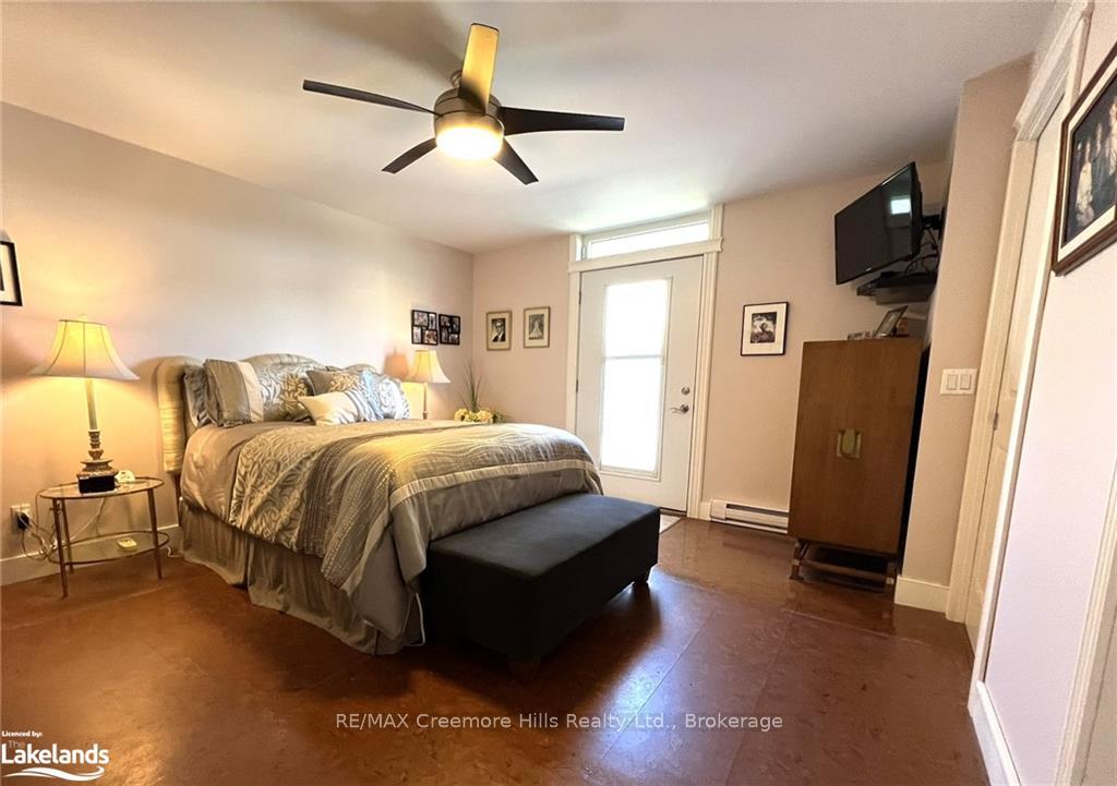 Photo 18 of 42 Francis Street W, Clearview, Creemore — HOMEH