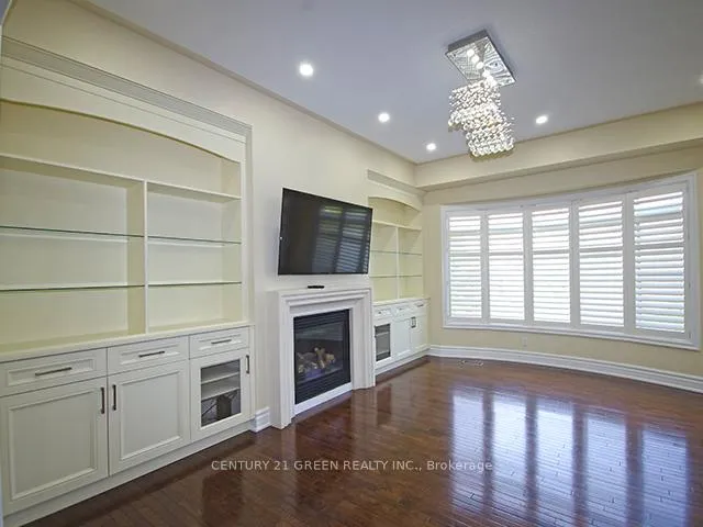 Photo 8 of 15 Interlacken Drive, Brampton, Credit Valley — HOMEH