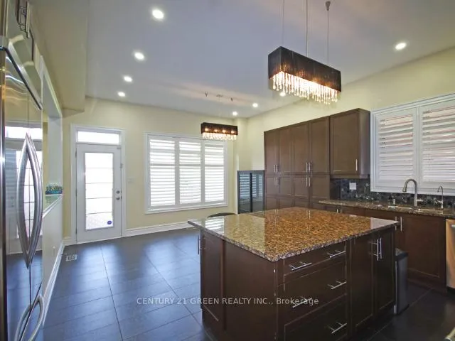 Photo 10 of 15 Interlacken Drive, Brampton, Credit Valley — HOMEH