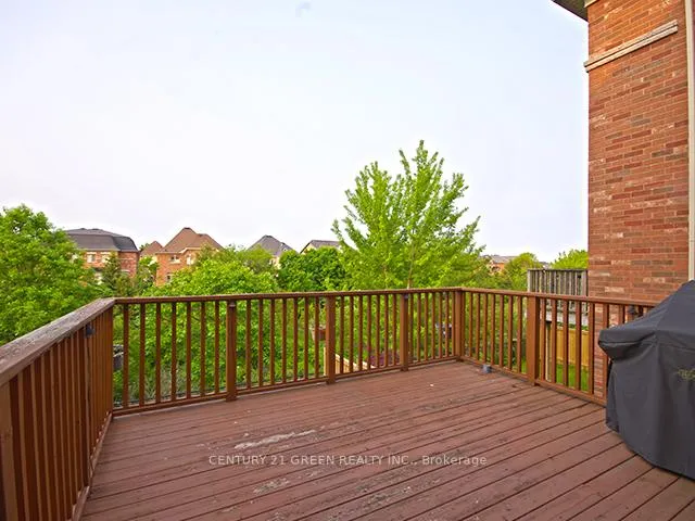 Photo 11 of 15 Interlacken Drive, Brampton, Credit Valley — HOMEH