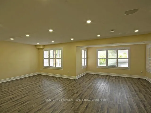 Photo 17 of 15 Interlacken Drive, Brampton, Credit Valley — HOMEH