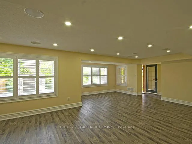 Photo 18 of 15 Interlacken Drive, Brampton, Credit Valley — HOMEH