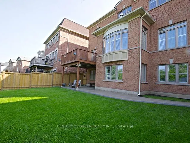 Photo 21 of 15 Interlacken Drive, Brampton, Credit Valley — HOMEH