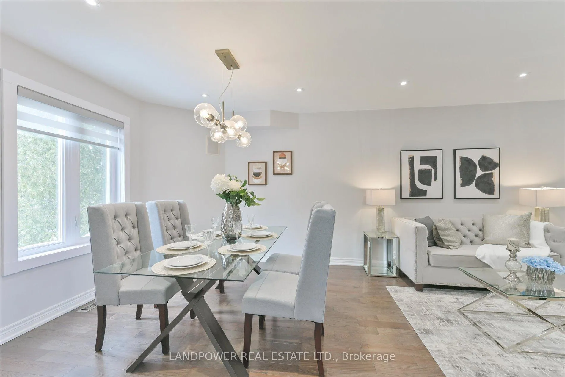 Photo 11 of 102 Leitchcroft Crescent, Markham, Commerce Valley — HOMEH