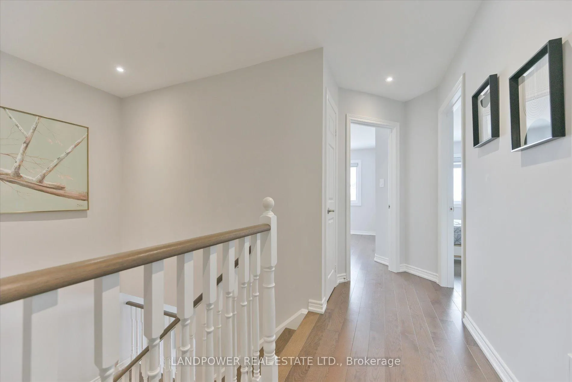 Photo 18 of 102 Leitchcroft Crescent, Markham, Commerce Valley — HOMEH