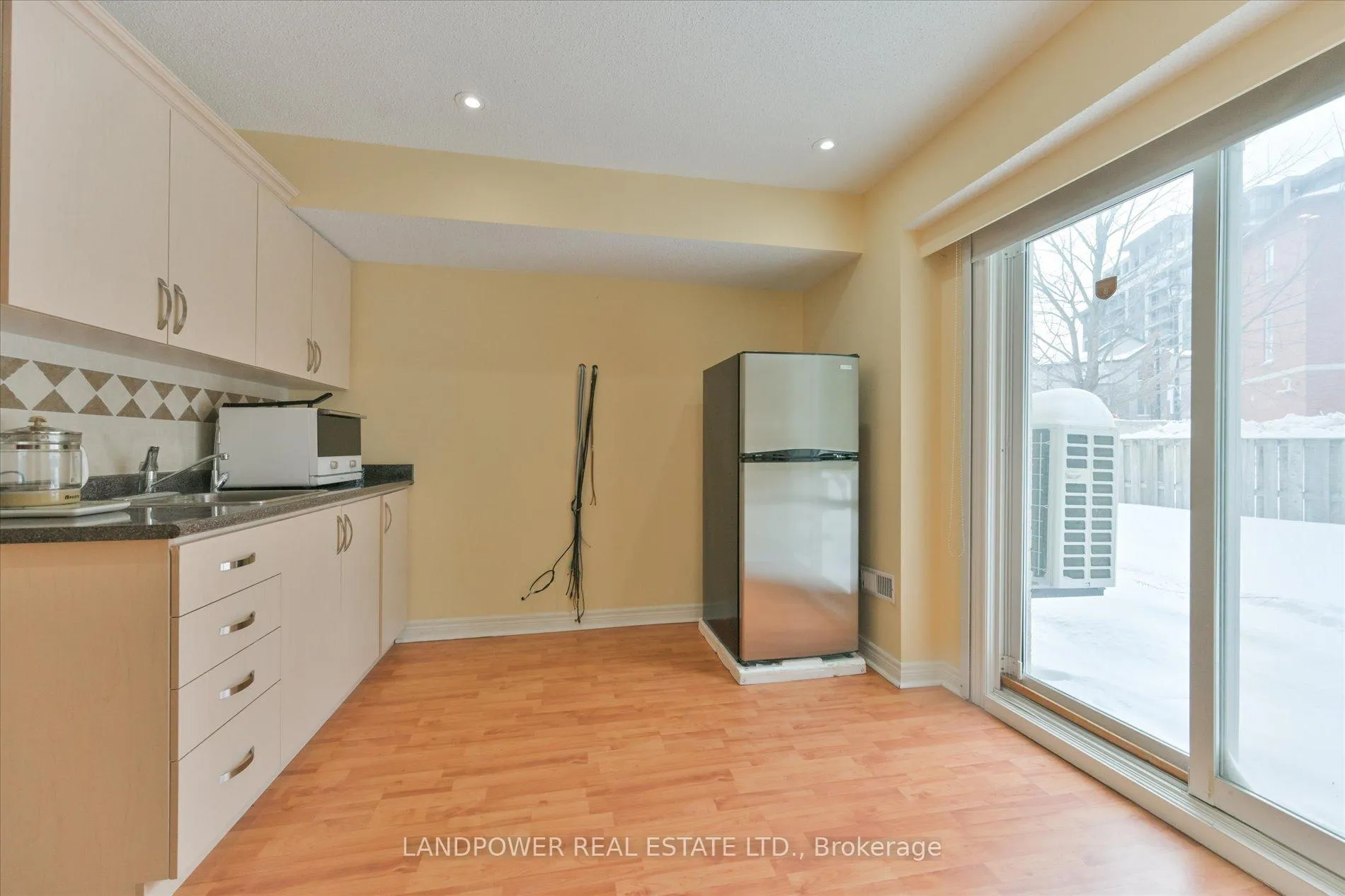 Photo 30 of 102 Leitchcroft Crescent, Markham, Commerce Valley — HOMEH