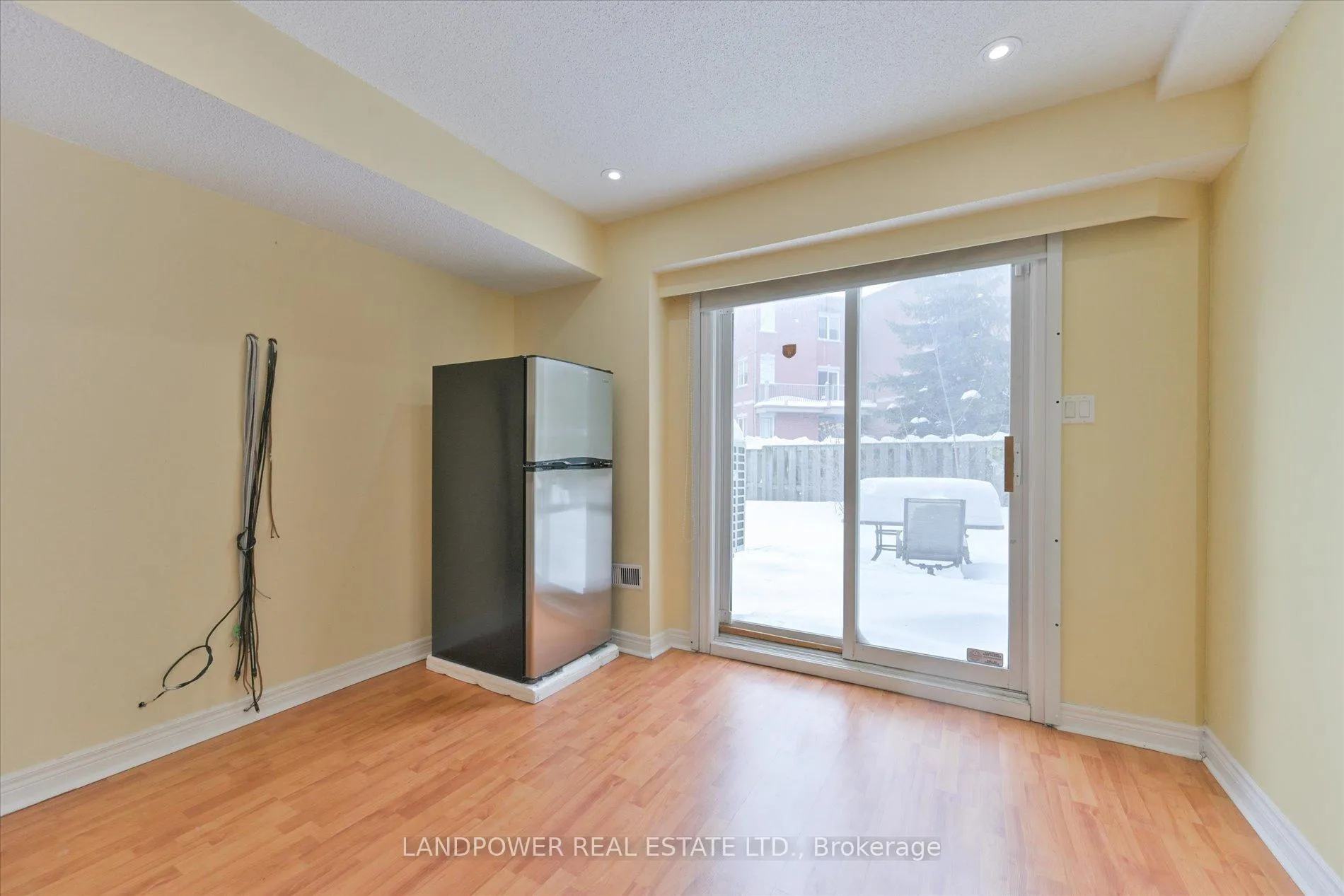 Photo 31 of 102 Leitchcroft Crescent, Markham, Commerce Valley — HOMEH