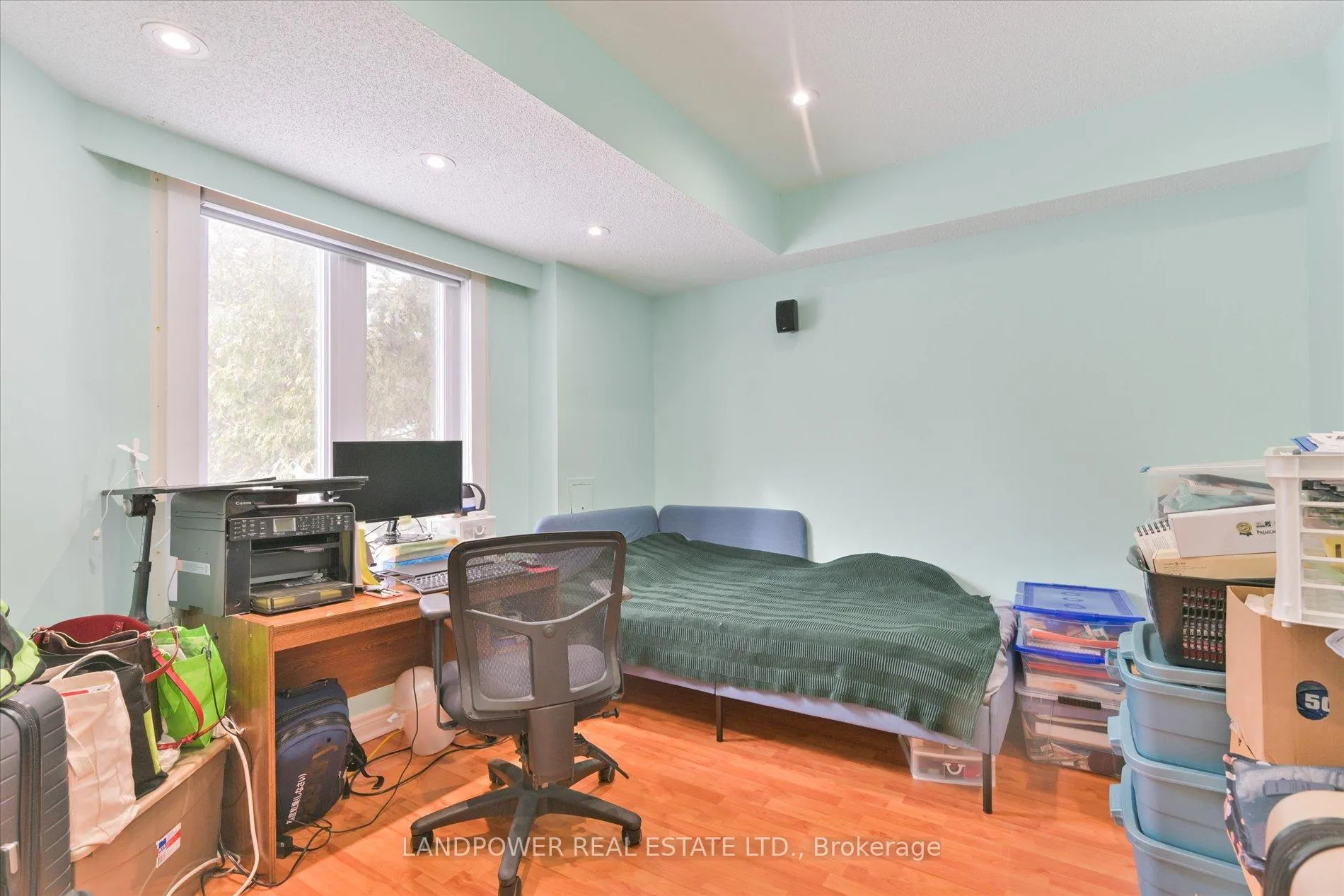 Photo 33 of 102 Leitchcroft Crescent, Markham, Commerce Valley — HOMEH