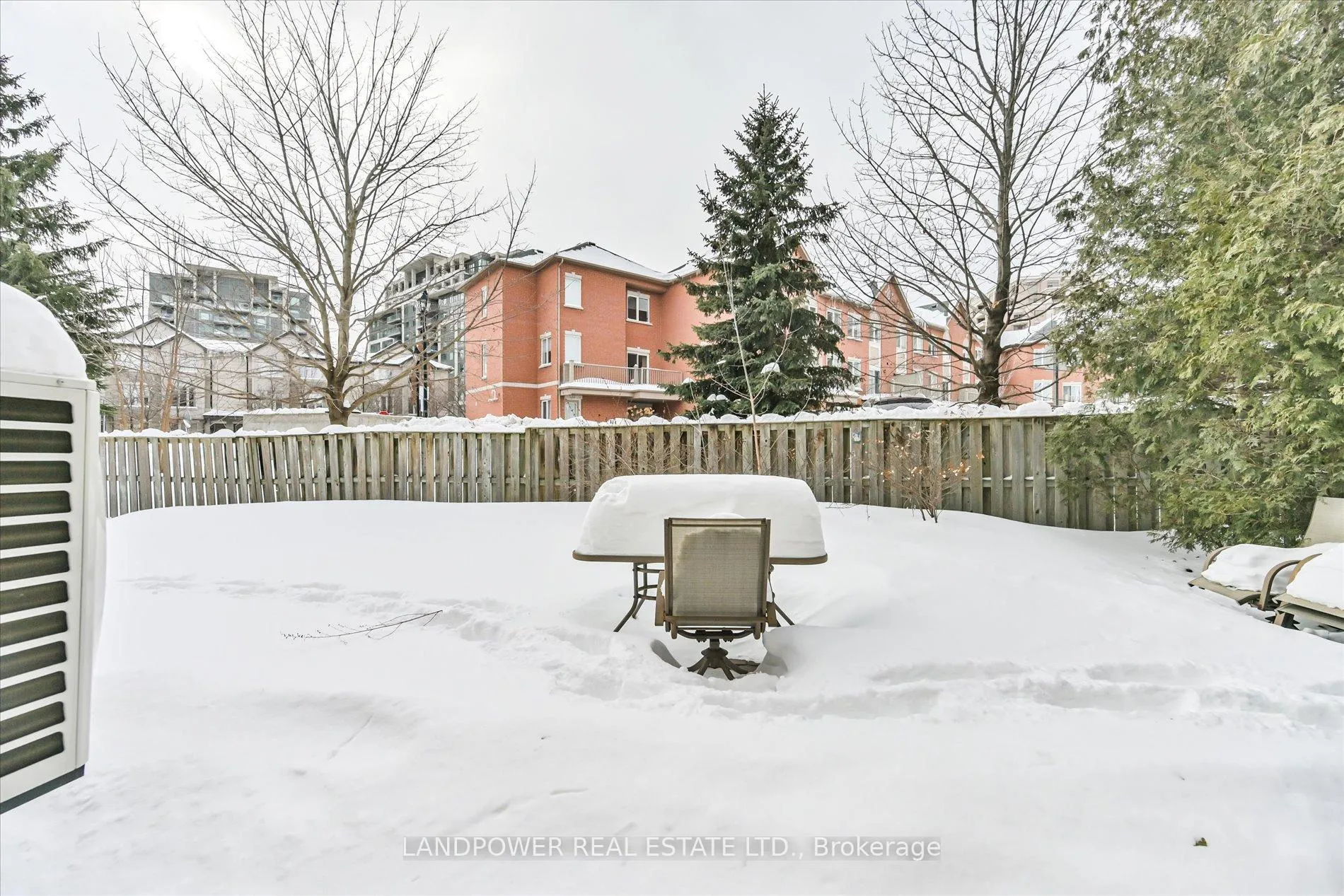 Photo 36 of 102 Leitchcroft Crescent, Markham, Commerce Valley — HOMEH