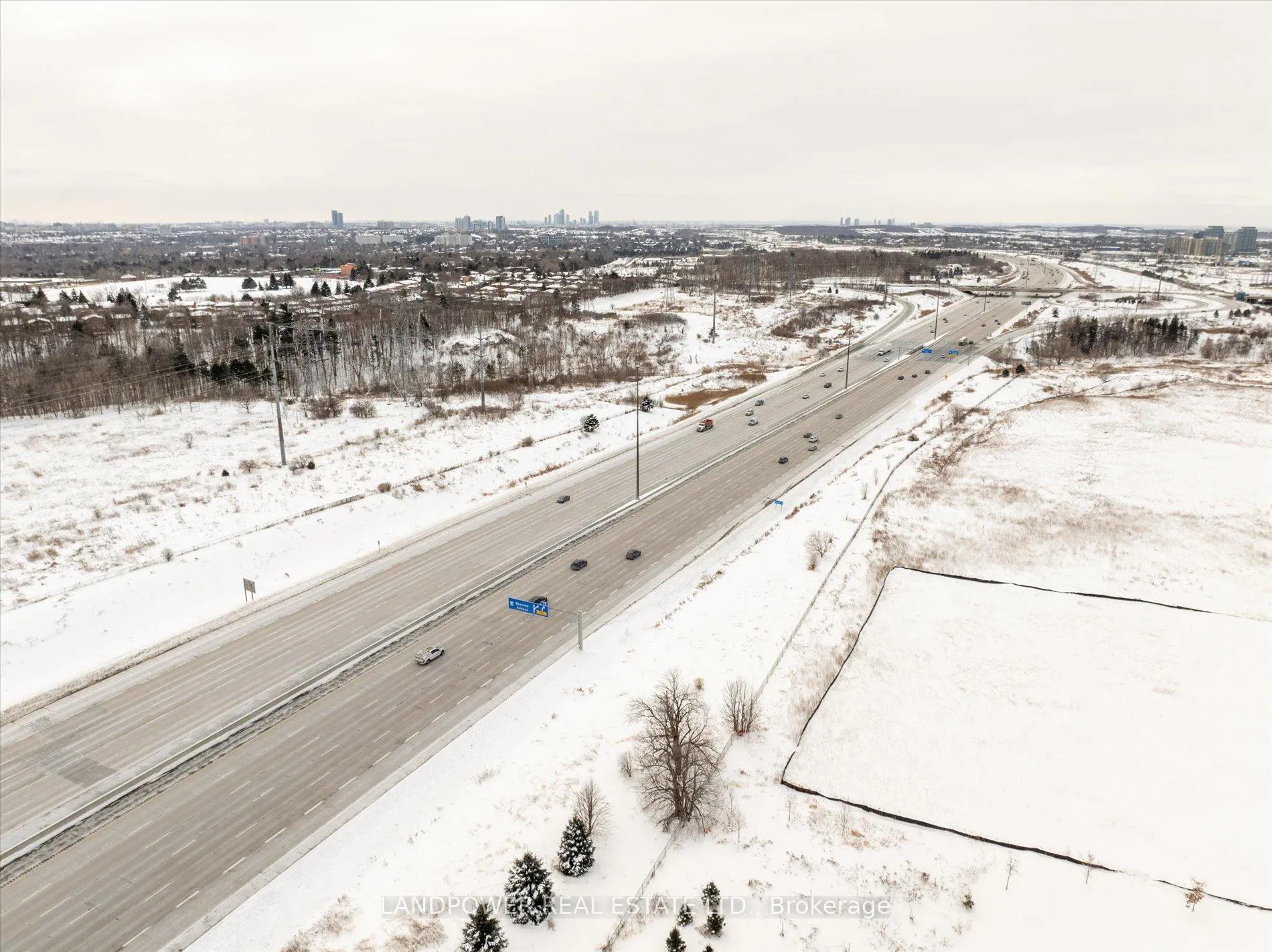 Photo 40 of 102 Leitchcroft Crescent, Markham, Commerce Valley — HOMEH
