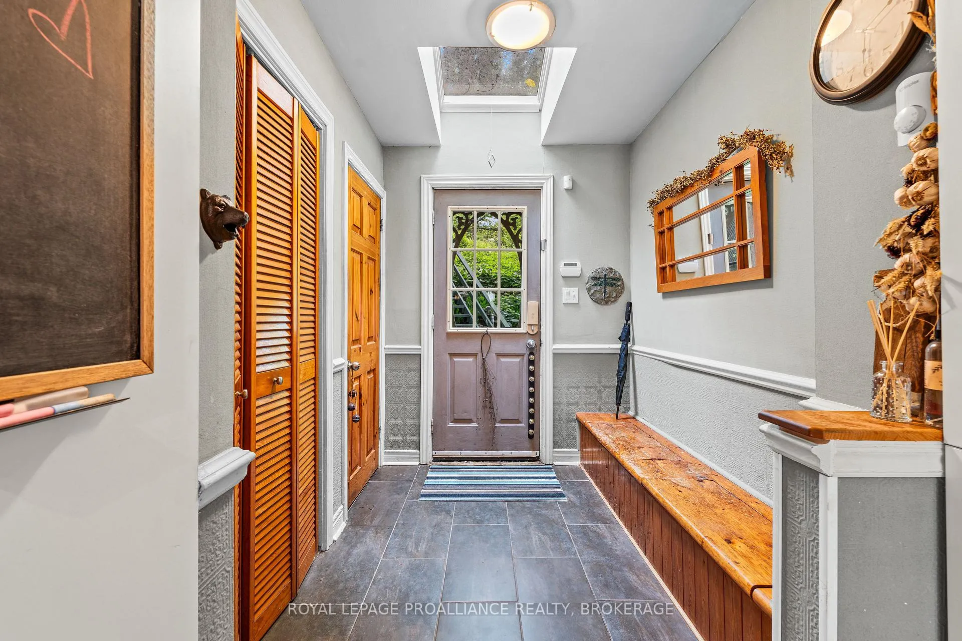Photo 11 of 3056 Lindsay Lane, Kingston, City North of 401 — HOMEH