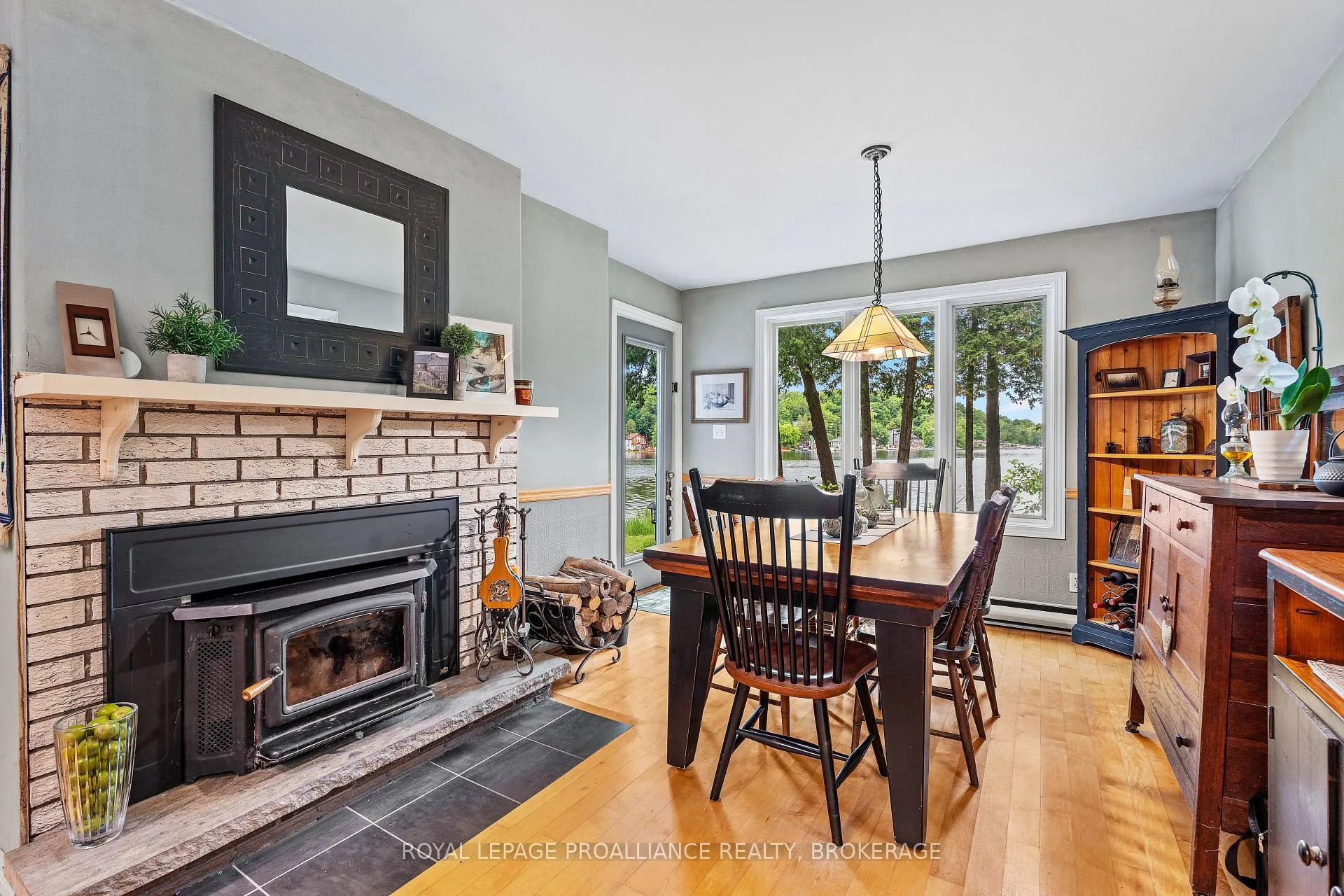Photo 16 of 3056 Lindsay Lane, Kingston, City North of 401 — HOMEH