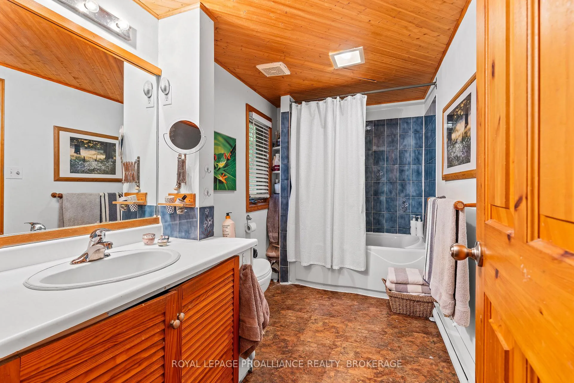 Photo 26 of 3056 Lindsay Lane, Kingston, City North of 401 — HOMEH