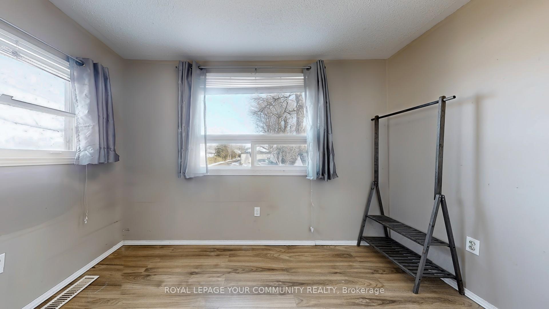 Photo 22 of Unit Unit A, 546 Lake Drive, Georgina, Keswick South — HOMEH