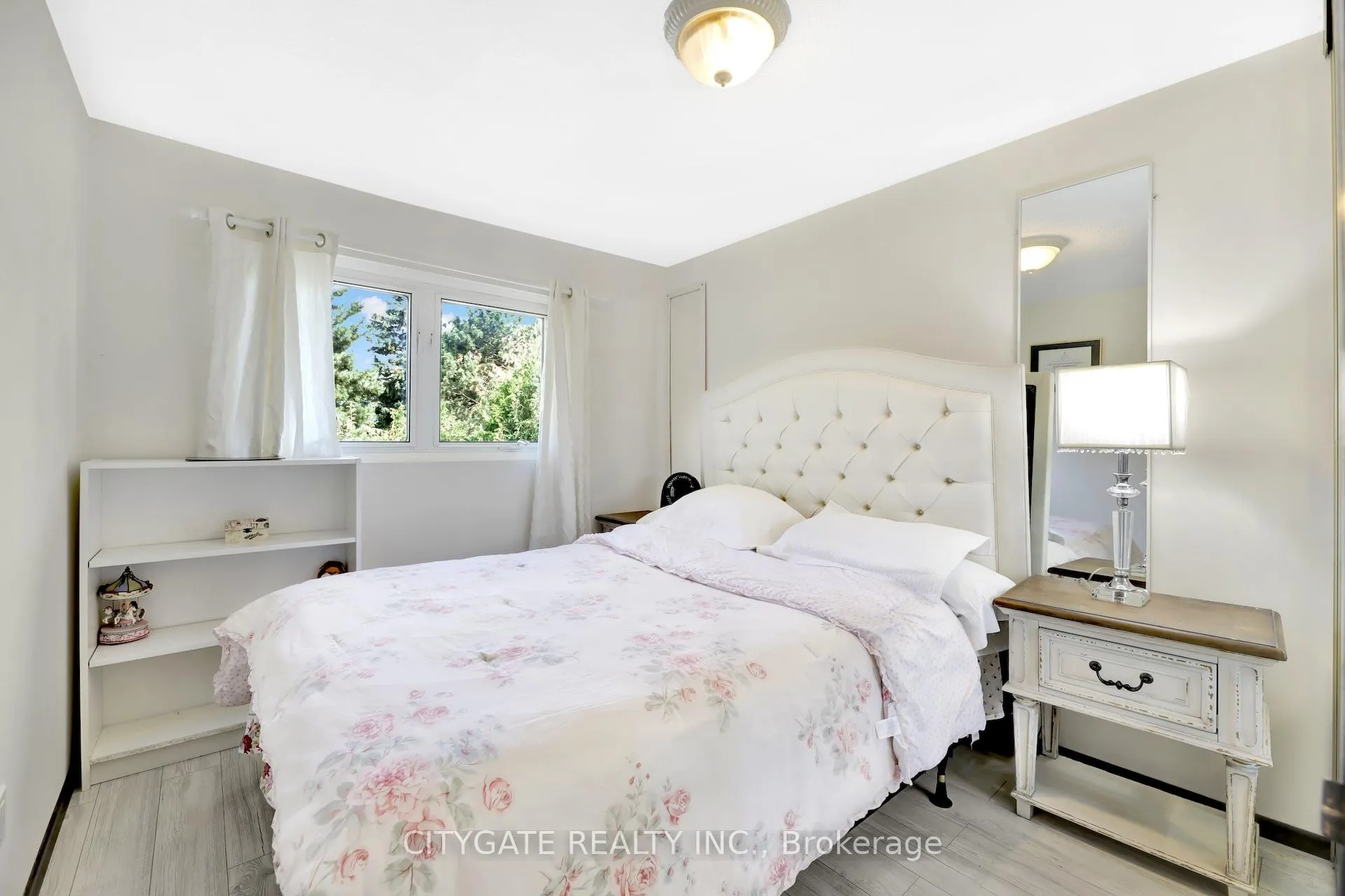 Photo 14 of 195 Ellwood Drive W, Caledon, Bolton West — HOMEH