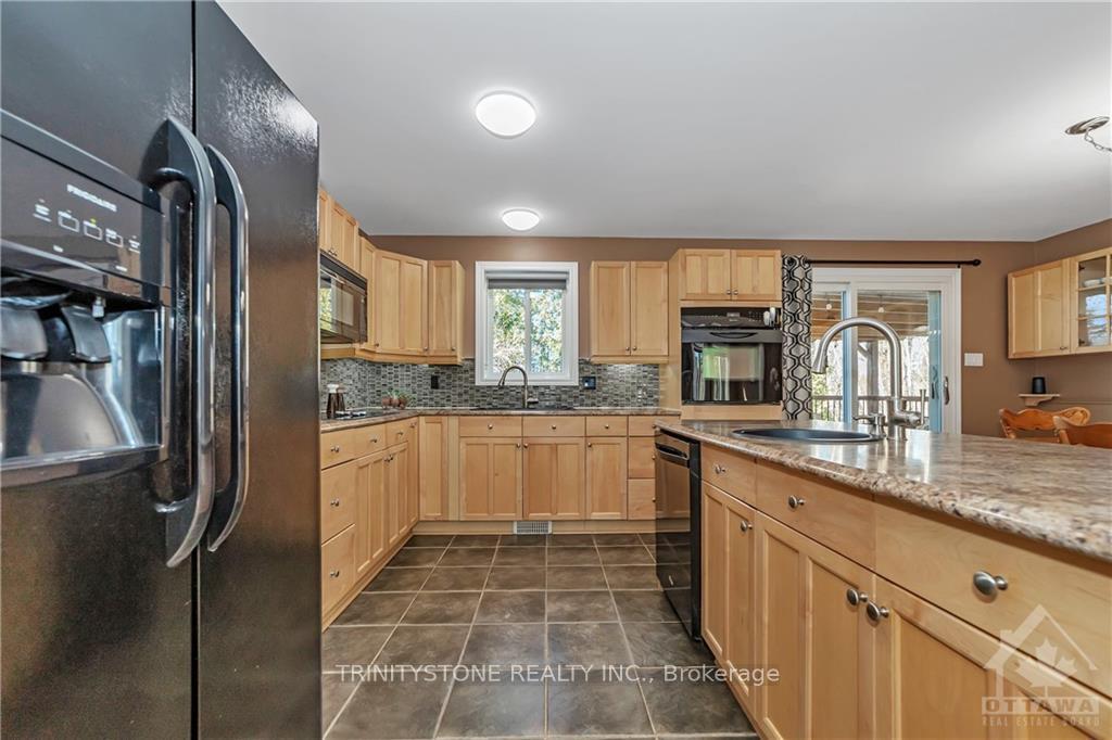 Photo 5 of 6366 Rothbourne Road, Ottawa, Huntley Ward (South East) — HOMEH