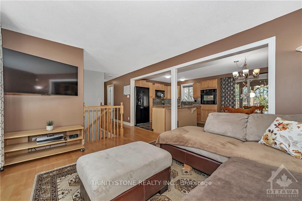 Photo 10 of 6366 Rothbourne Road, Ottawa, Huntley Ward (South East) — HOMEH