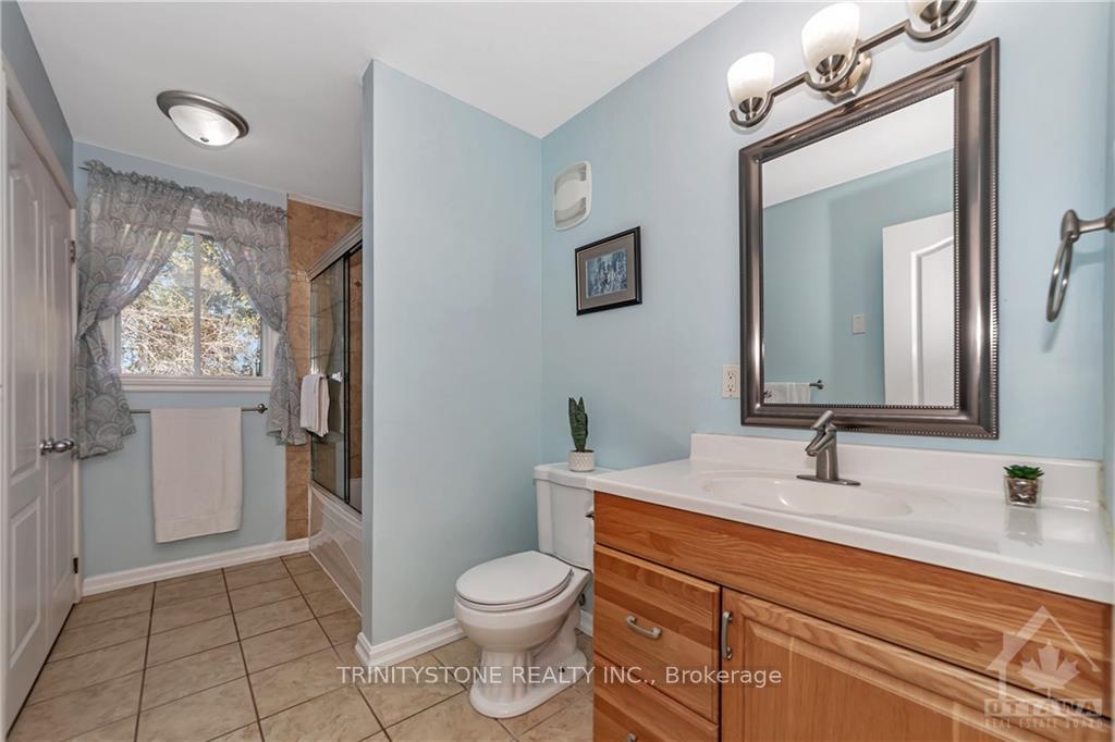 Photo 12 of 6366 Rothbourne Road, Ottawa, Huntley Ward (South East) — HOMEH