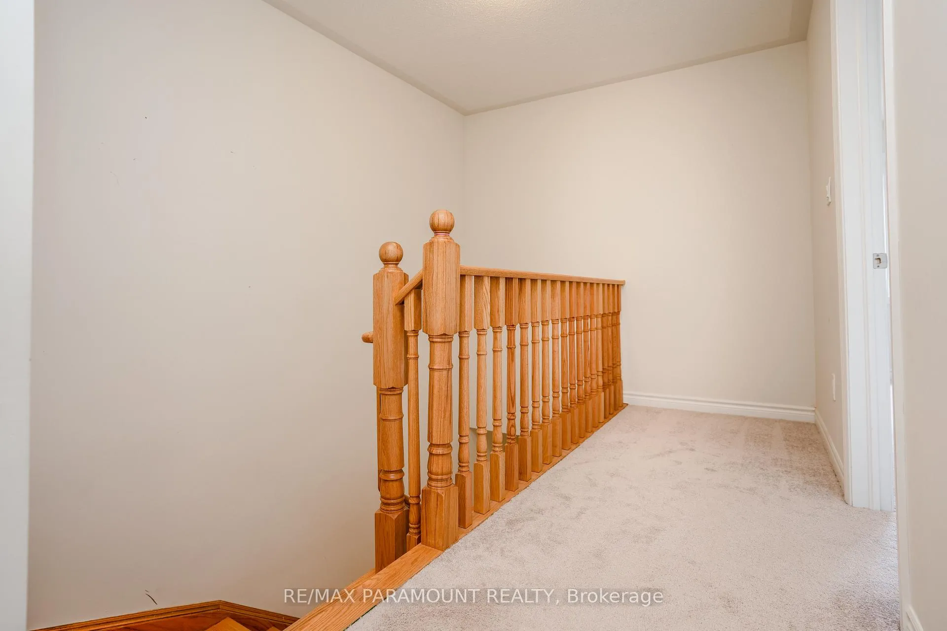Photo 15 of 40 Bruton Street, Thorold, Thorold Downtown — HOMEH