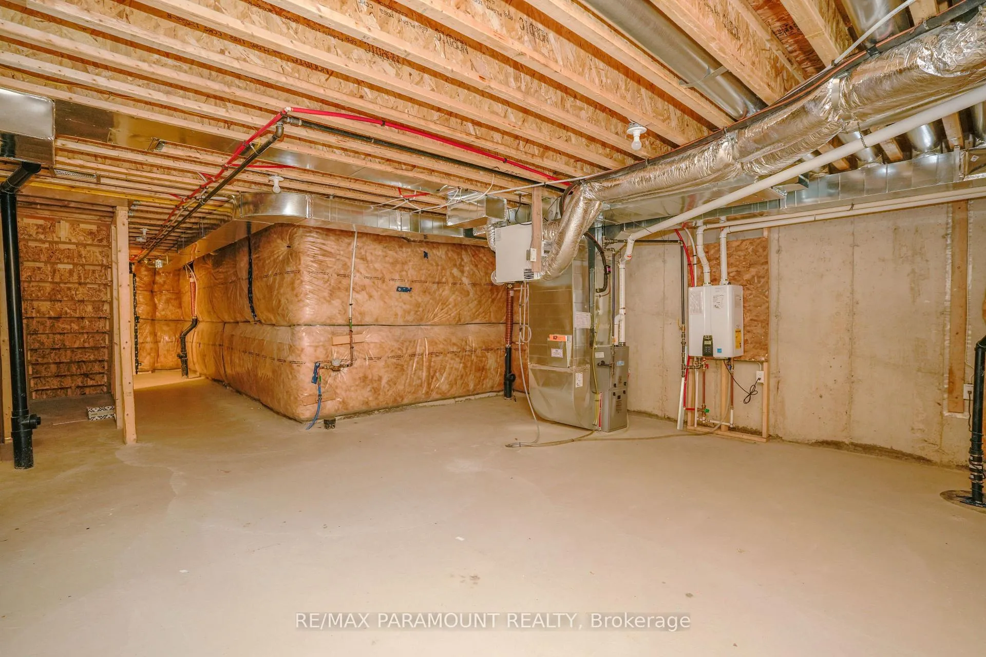 Photo 31 of 40 Bruton Street, Thorold, Thorold Downtown — HOMEH