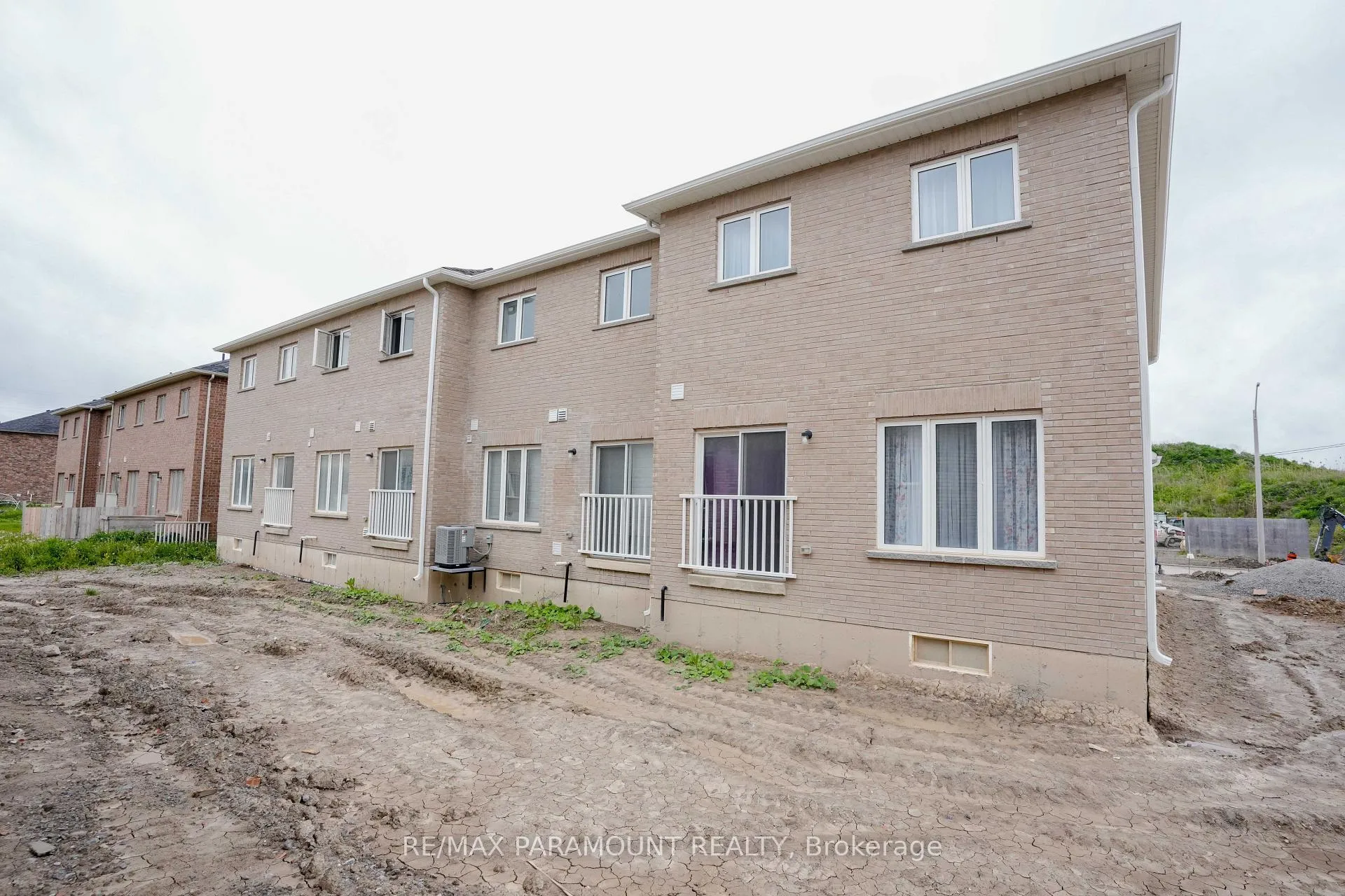 Photo 33 of 40 Bruton Street, Thorold, Thorold Downtown — HOMEH