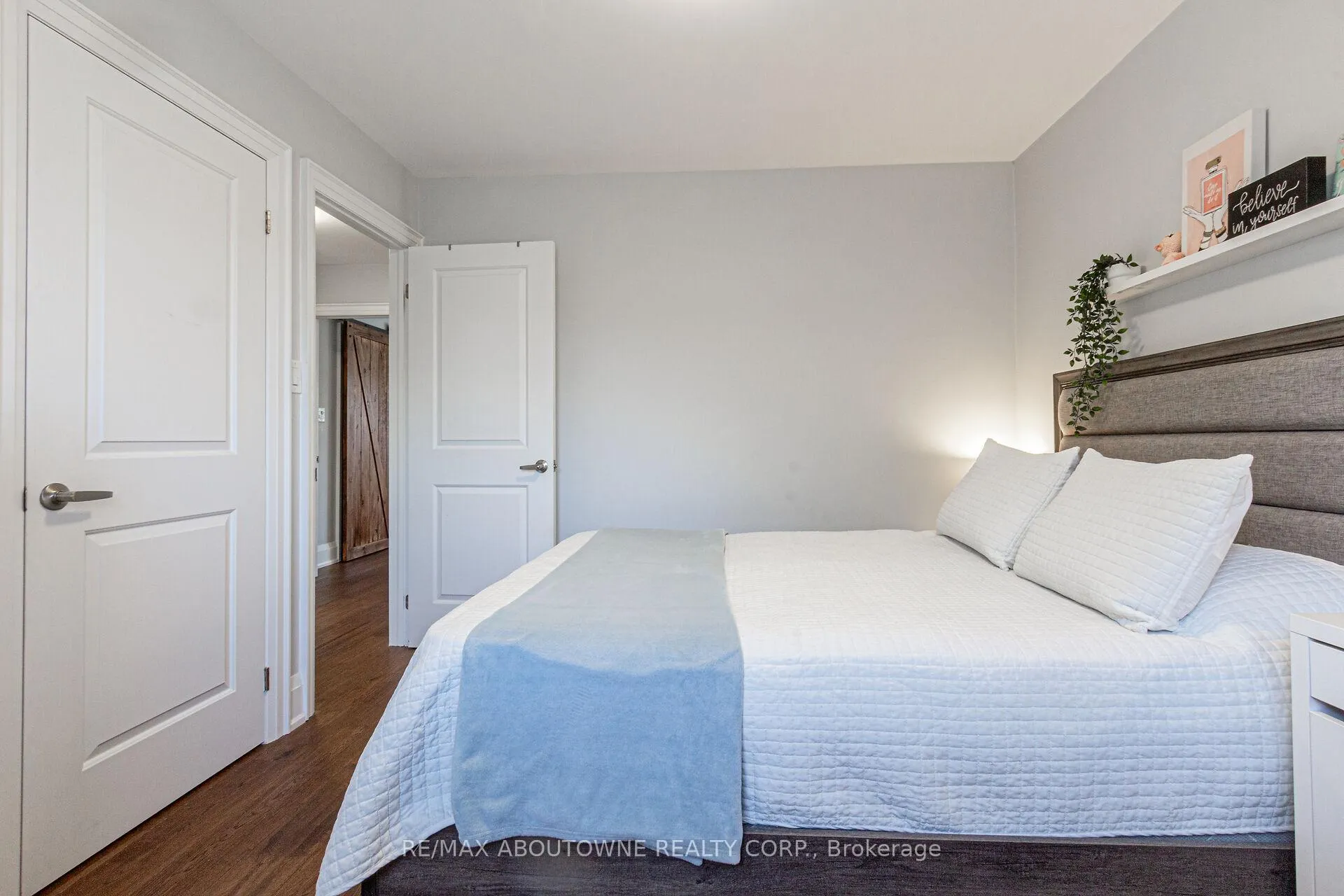 Photo 12 of 28 Bramcedar Crescent, Brampton, Northwest Sandalwood Parkway — HOMEH
