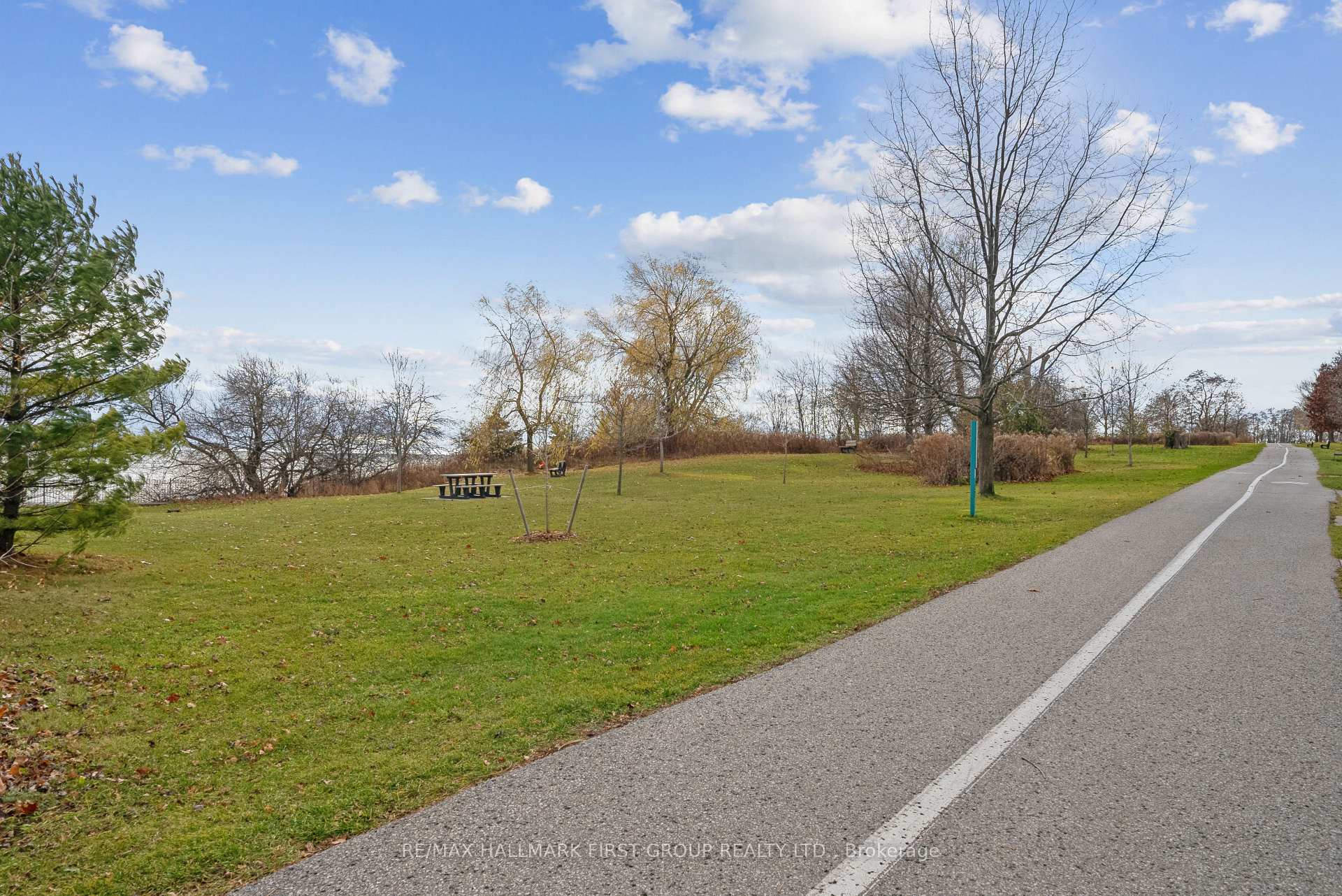 Photo 7 of 46 Rollo Drive, Ajax, South East — HOMEH