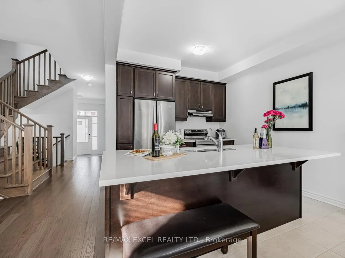 Photo 3 of 1554 Scarlett Trail, Pickering, Rural Pickering — HOMEH
