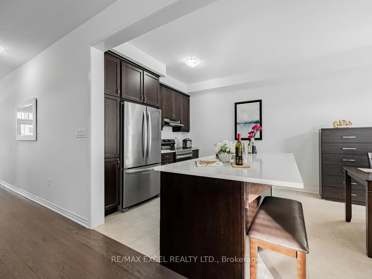 Photo 4 of 1554 Scarlett Trail, Pickering, Rural Pickering — HOMEH