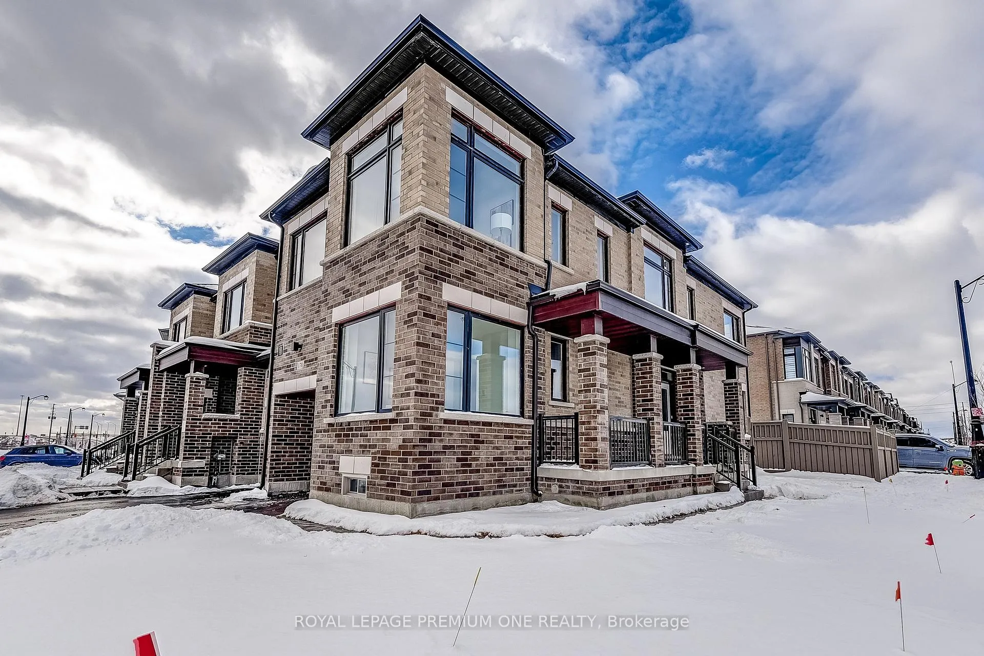 Photo 1 of 170 Hartington Street, Vaughan, Kleinburg — HOMEH