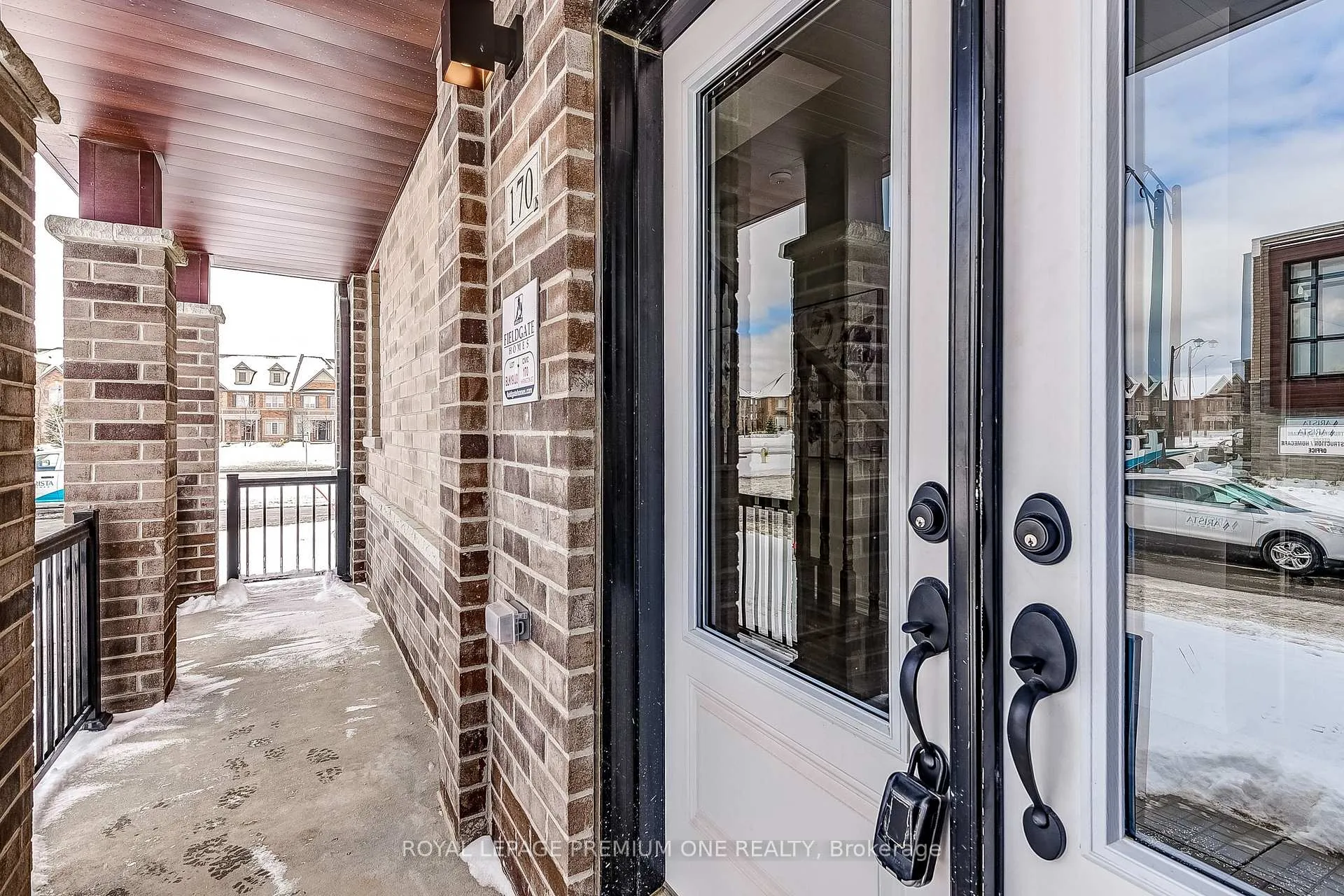 Photo 6 of 170 Hartington Street, Vaughan, Kleinburg — HOMEH