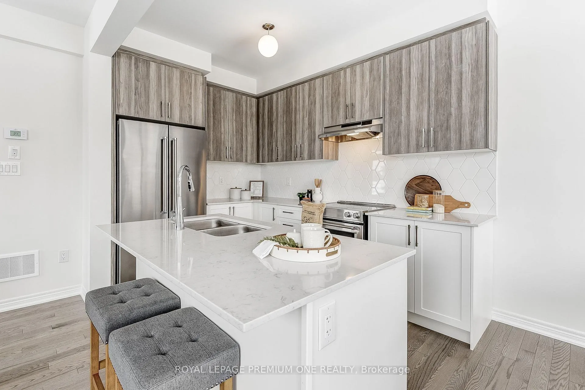 Photo 18 of 170 Hartington Street, Vaughan, Kleinburg — HOMEH