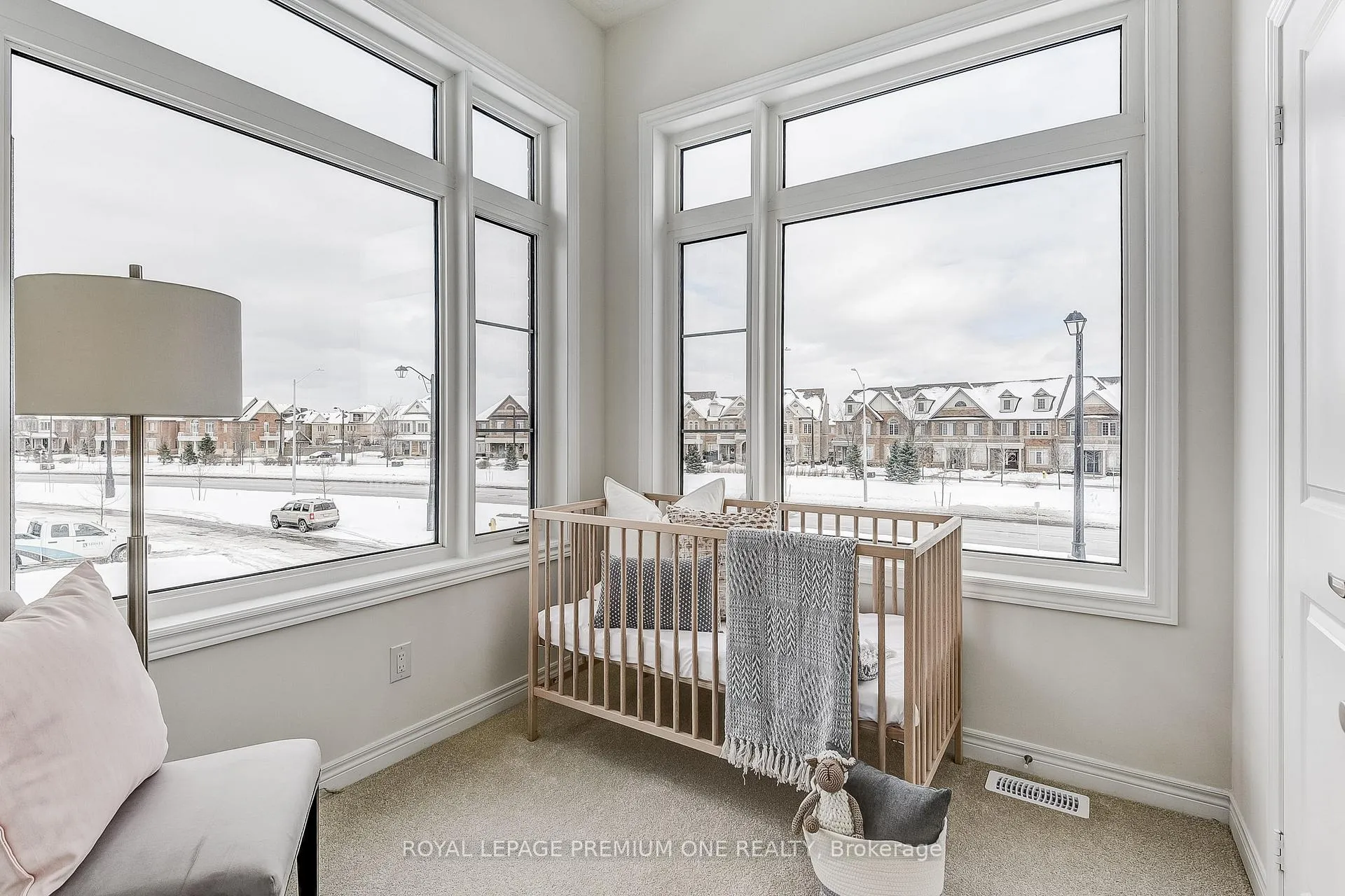 Photo 24 of 170 Hartington Street, Vaughan, Kleinburg — HOMEH
