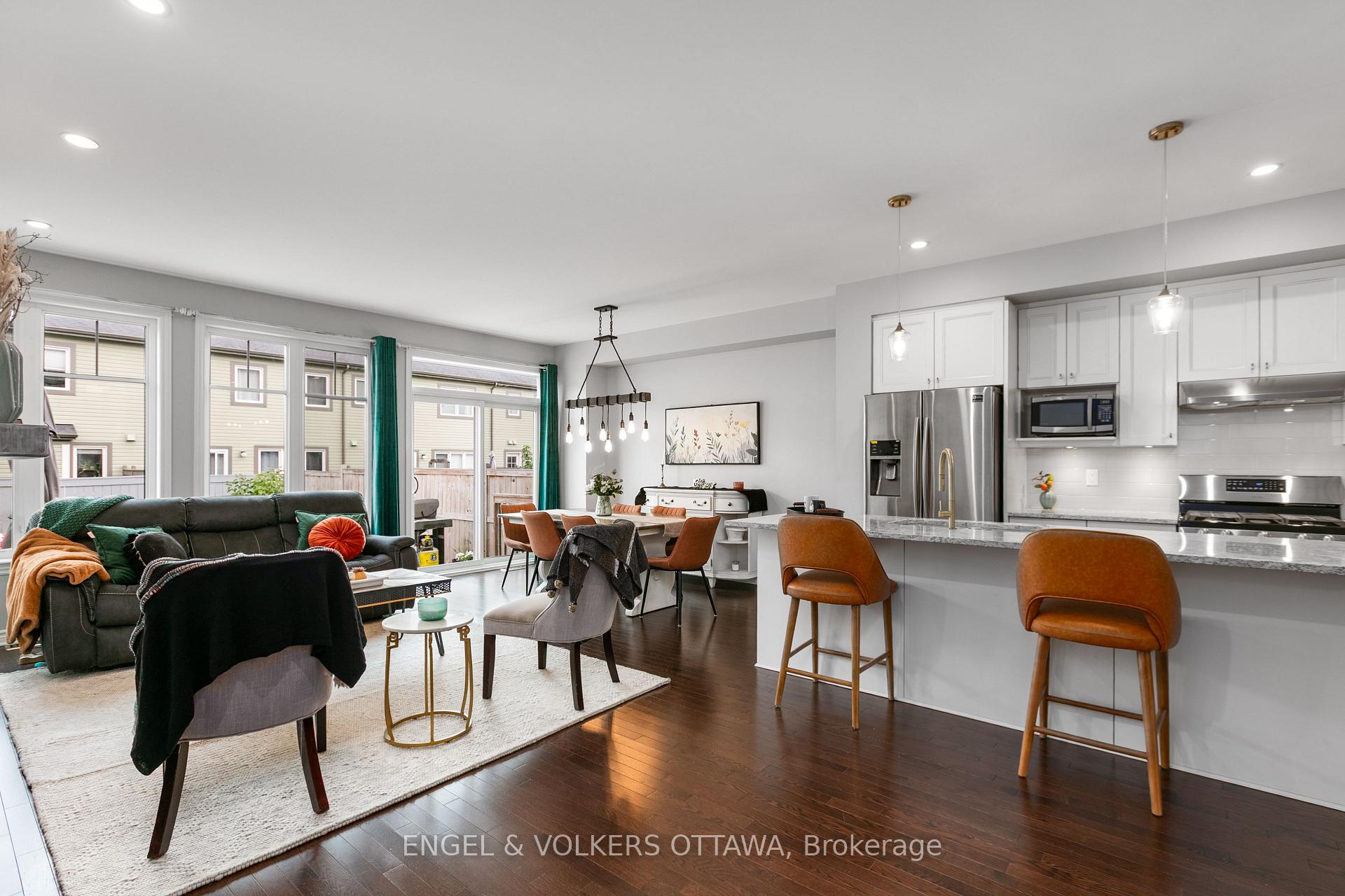 Photo 8 of 627 Egret Way, Ottawa, Barrhaven - Half Moon Bay — HOMEH