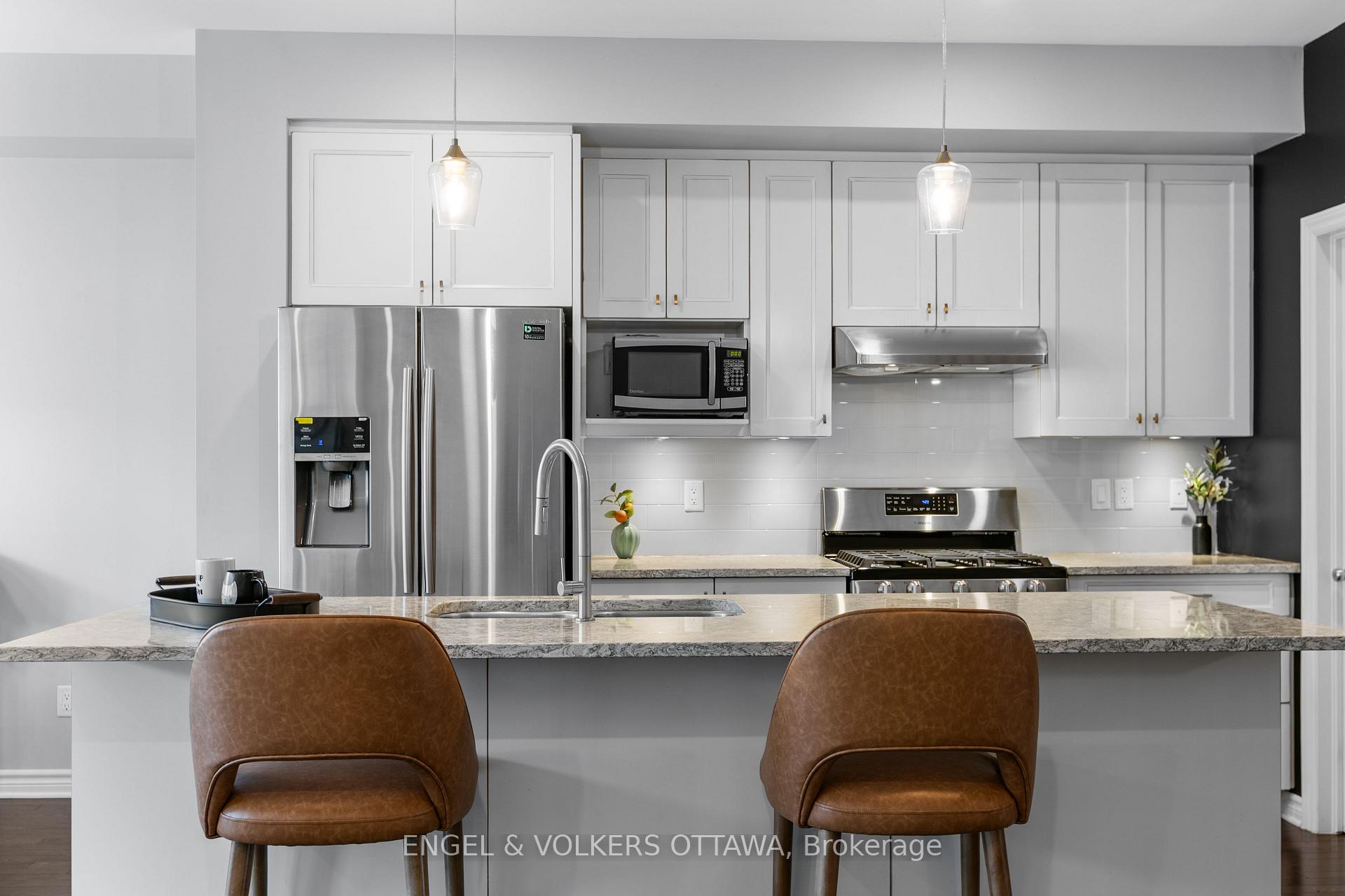 Photo 14 of 627 Egret Way, Ottawa, Barrhaven - Half Moon Bay — HOMEH