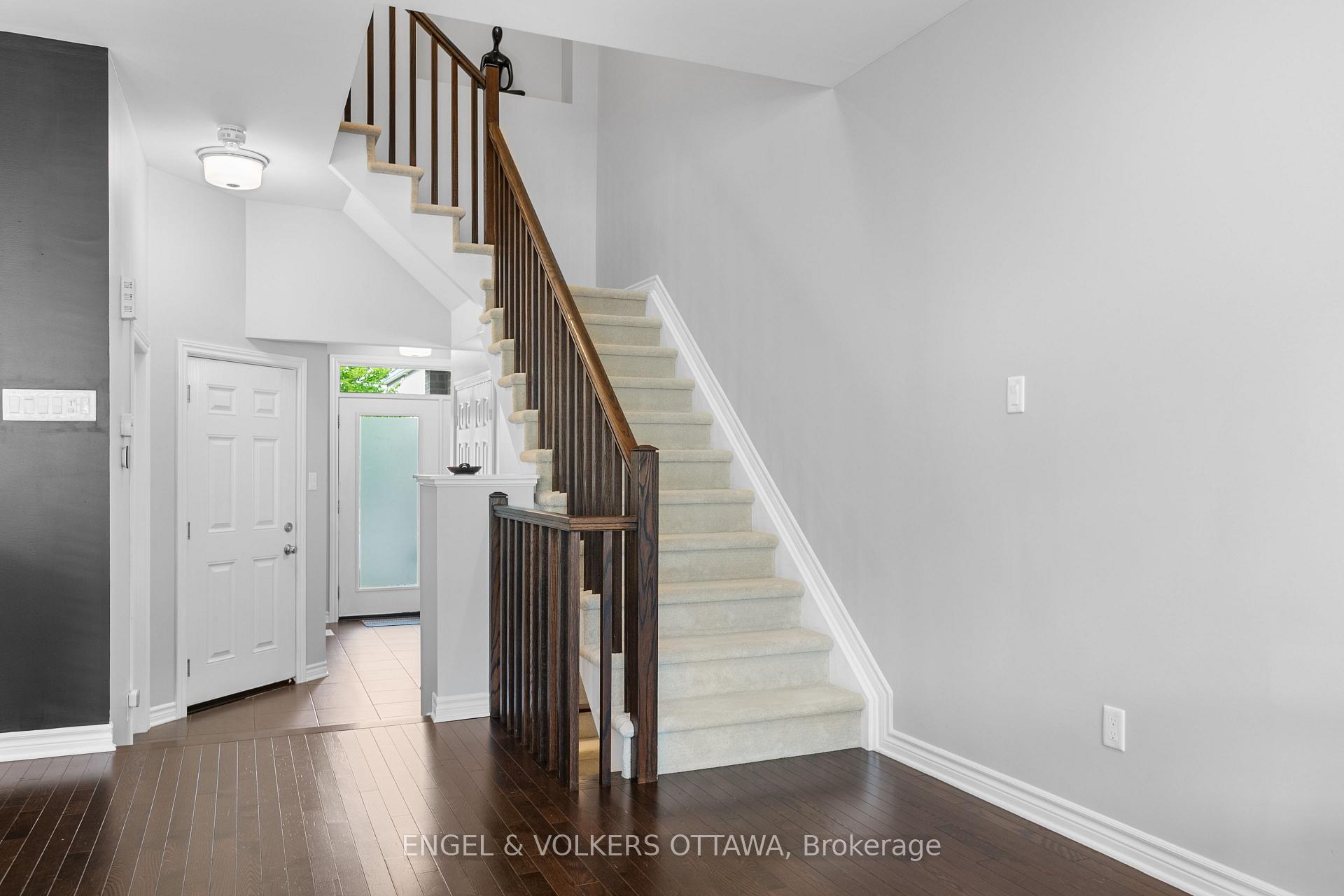 Photo 17 of 627 Egret Way, Ottawa, Barrhaven - Half Moon Bay — HOMEH