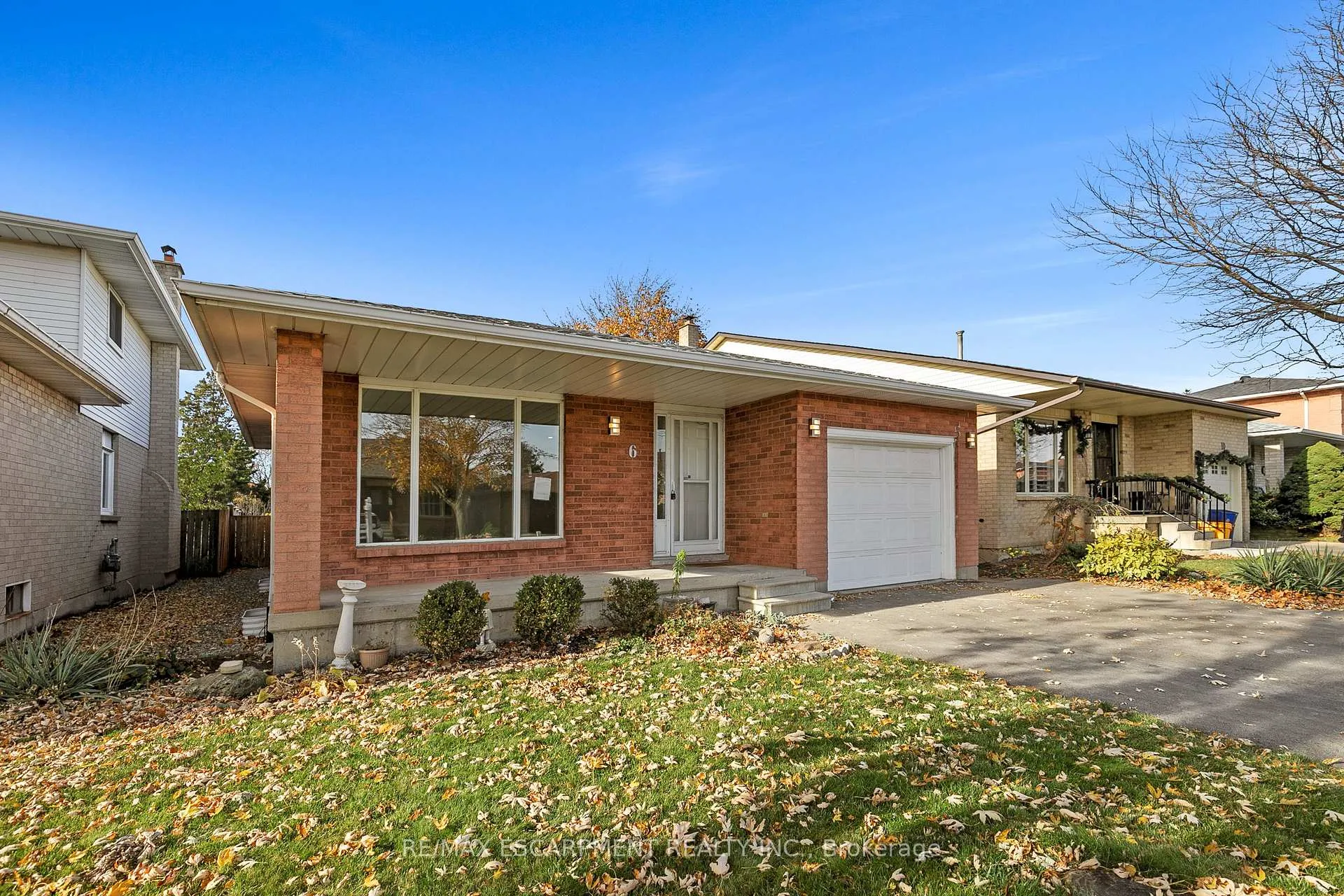 Photo 3 of 6 Barbara Court, Hamilton, Randall — HOMEH