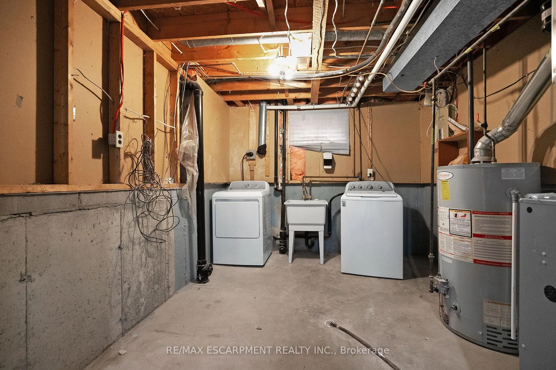 Photo 33 of 6 Barbara Court, Hamilton, Randall — HOMEH