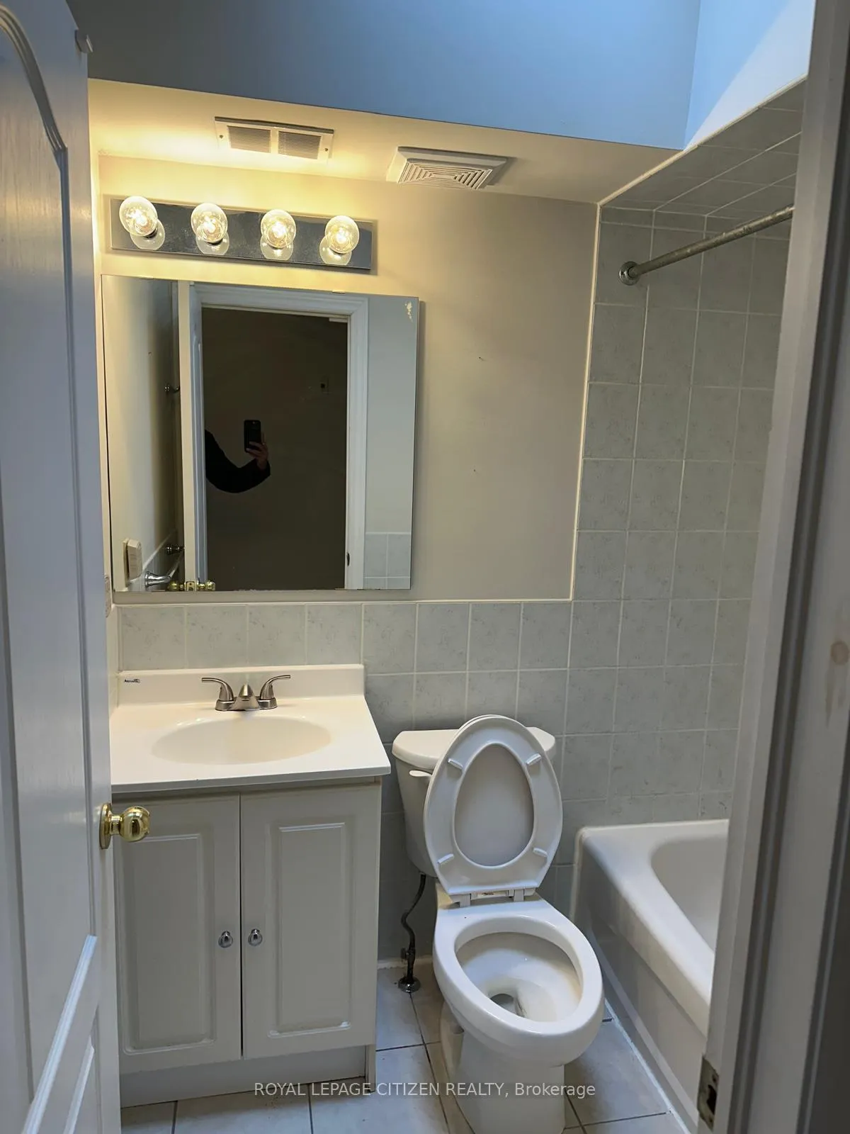 Photo 11 of Unit 301, 1864 Danforth Avenue, Toronto, Danforth — HOMEH