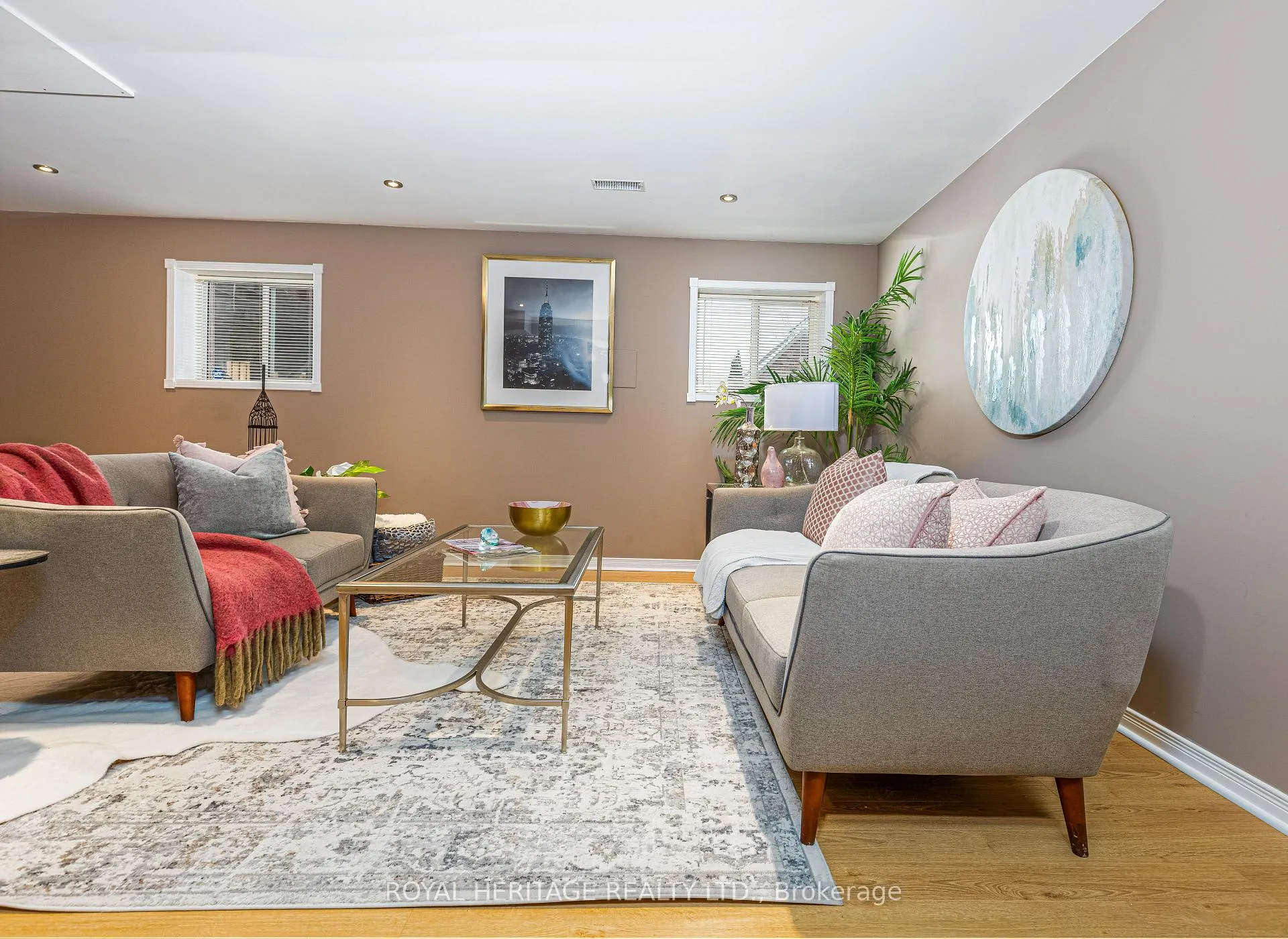 Photo 27 of 31 Downey Drive, Whitby, Brooklin — HOMEH