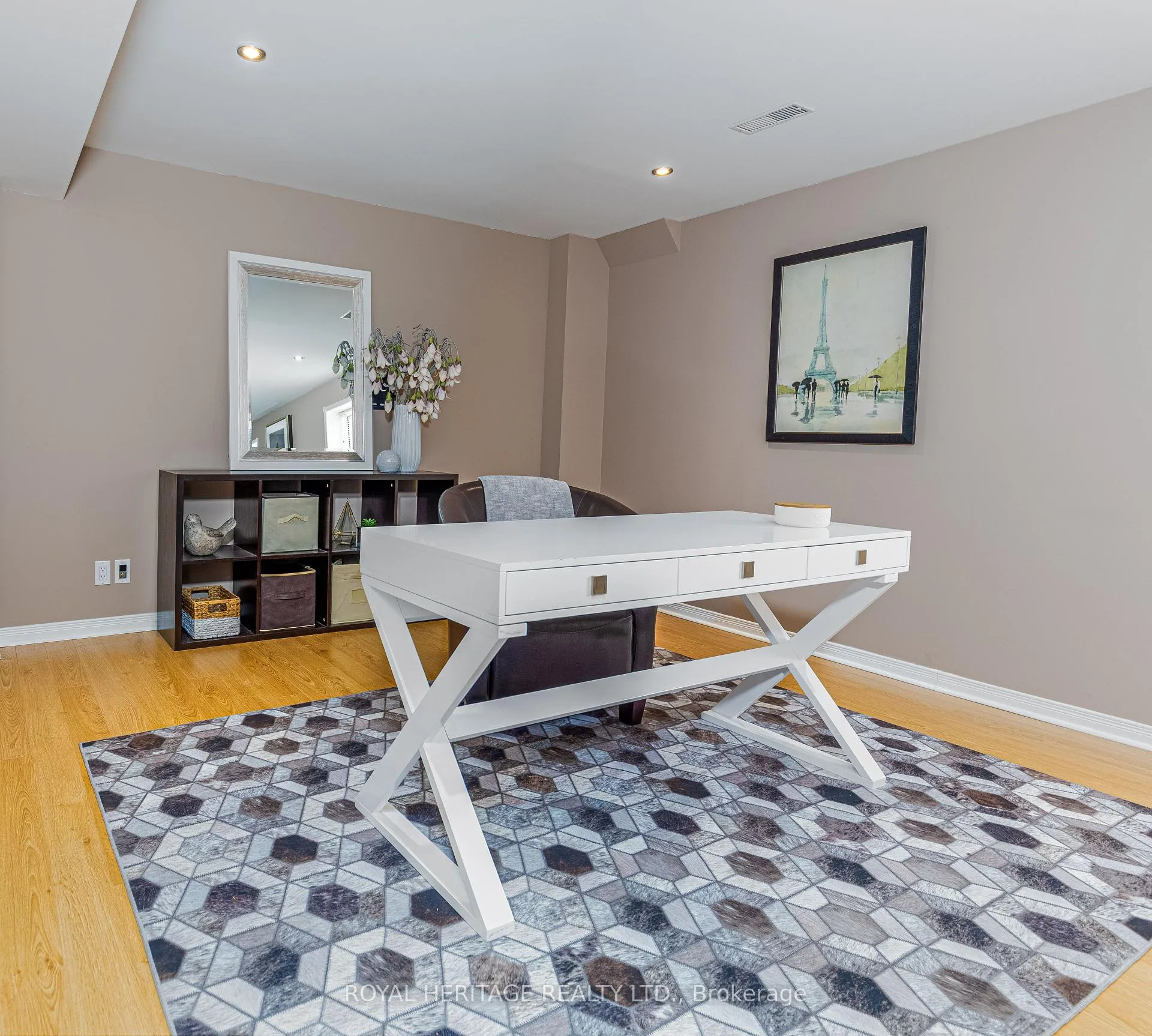 Photo 30 of 31 Downey Drive, Whitby, Brooklin — HOMEH