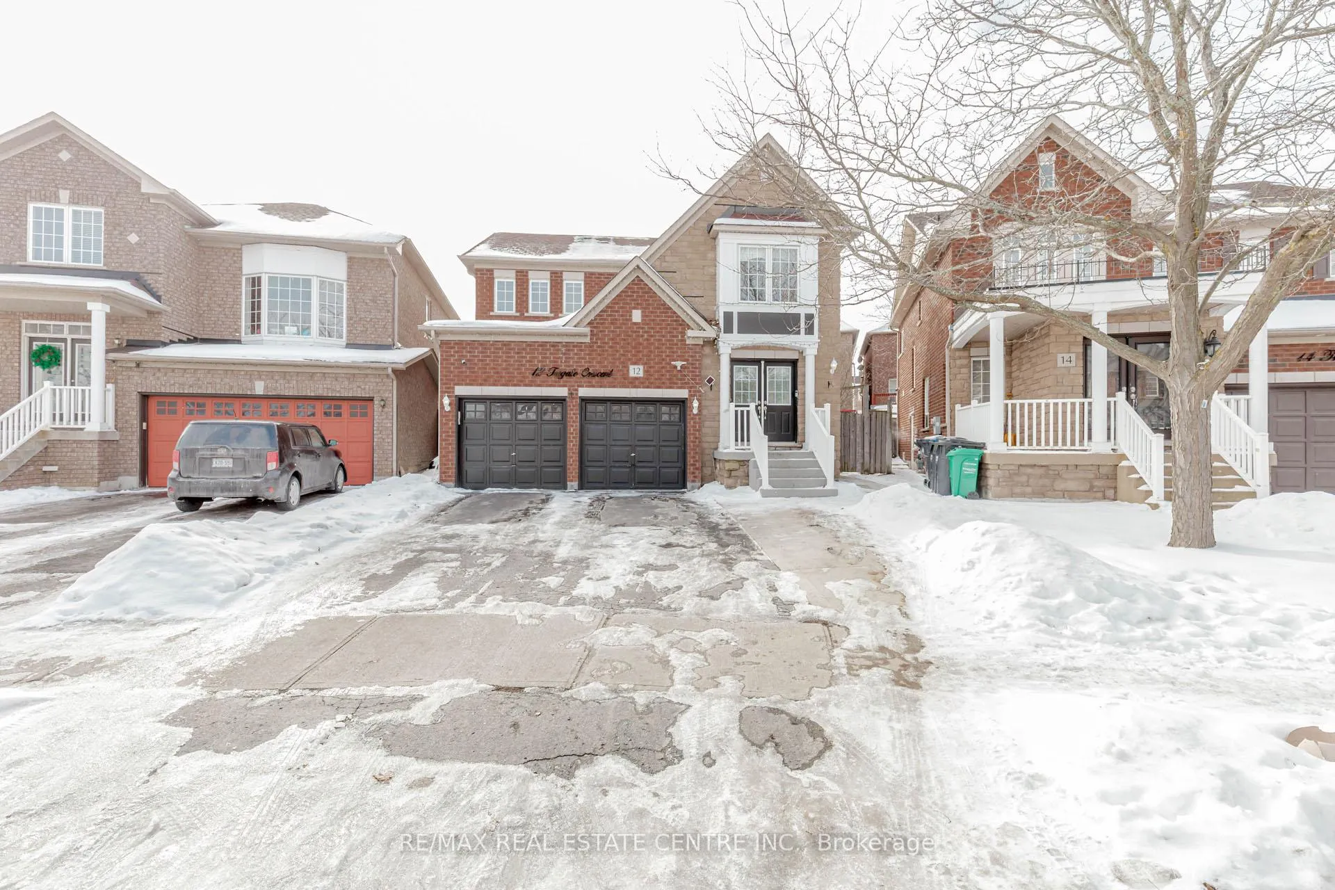 Front of 12 Tregate Crescent W