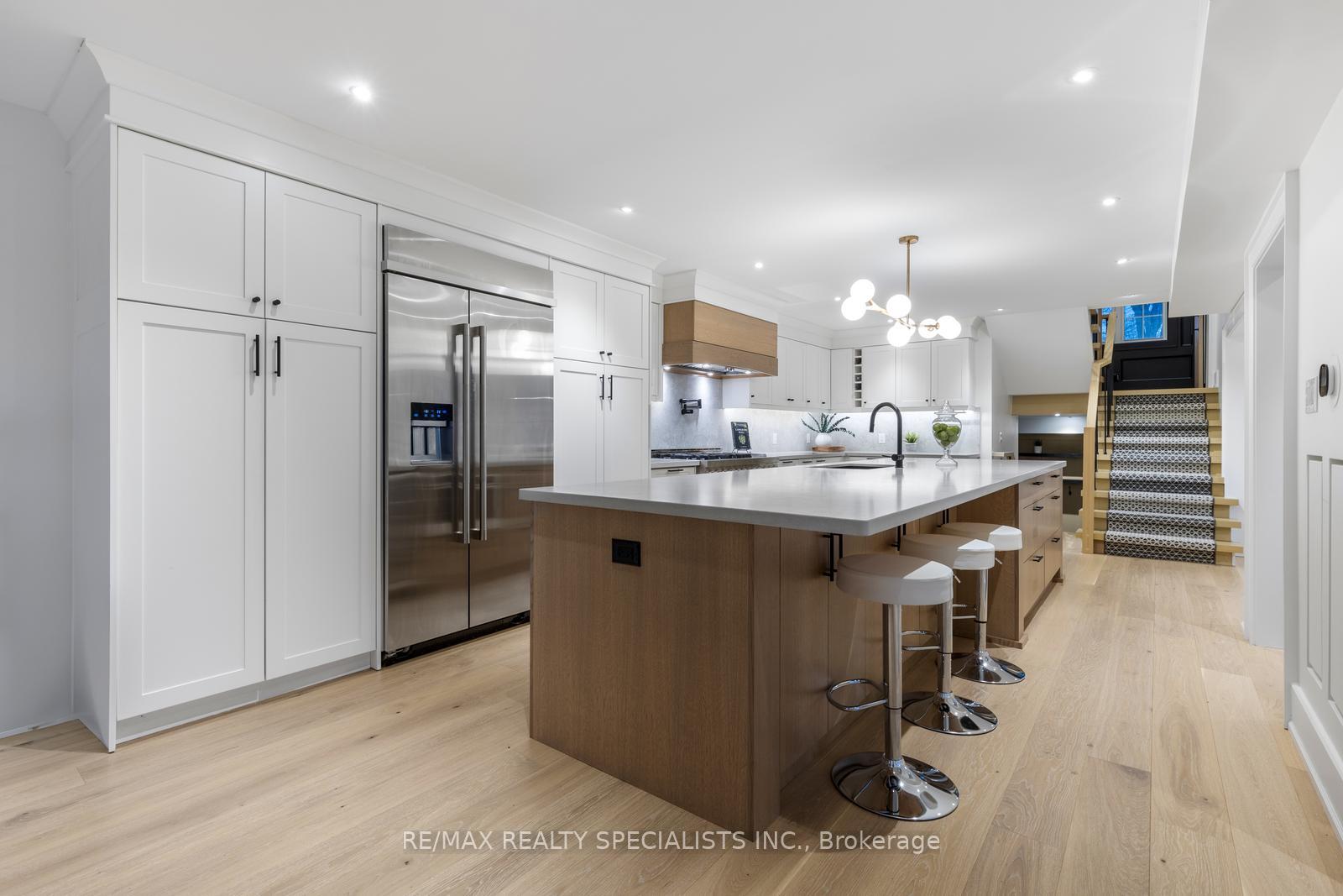 Photo 12 of 939 Teal Drive, Burlington, LaSalle — HOMEH