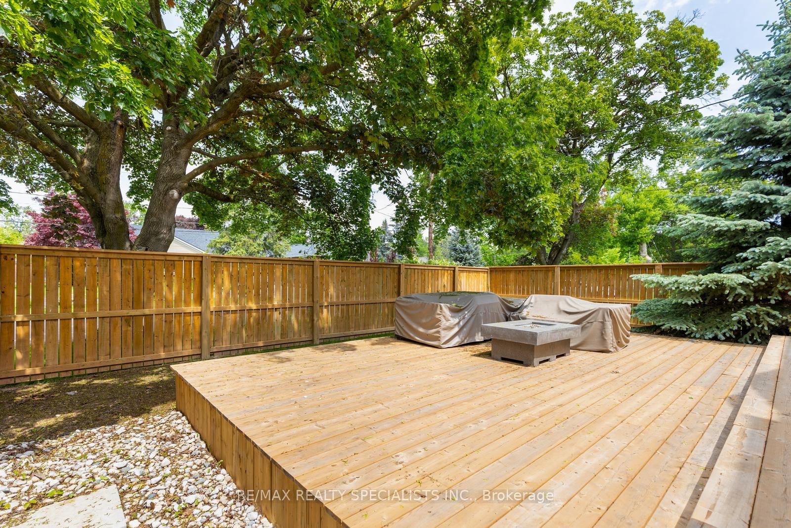 Photo 20 of 939 Teal Drive, Burlington, LaSalle — HOMEH