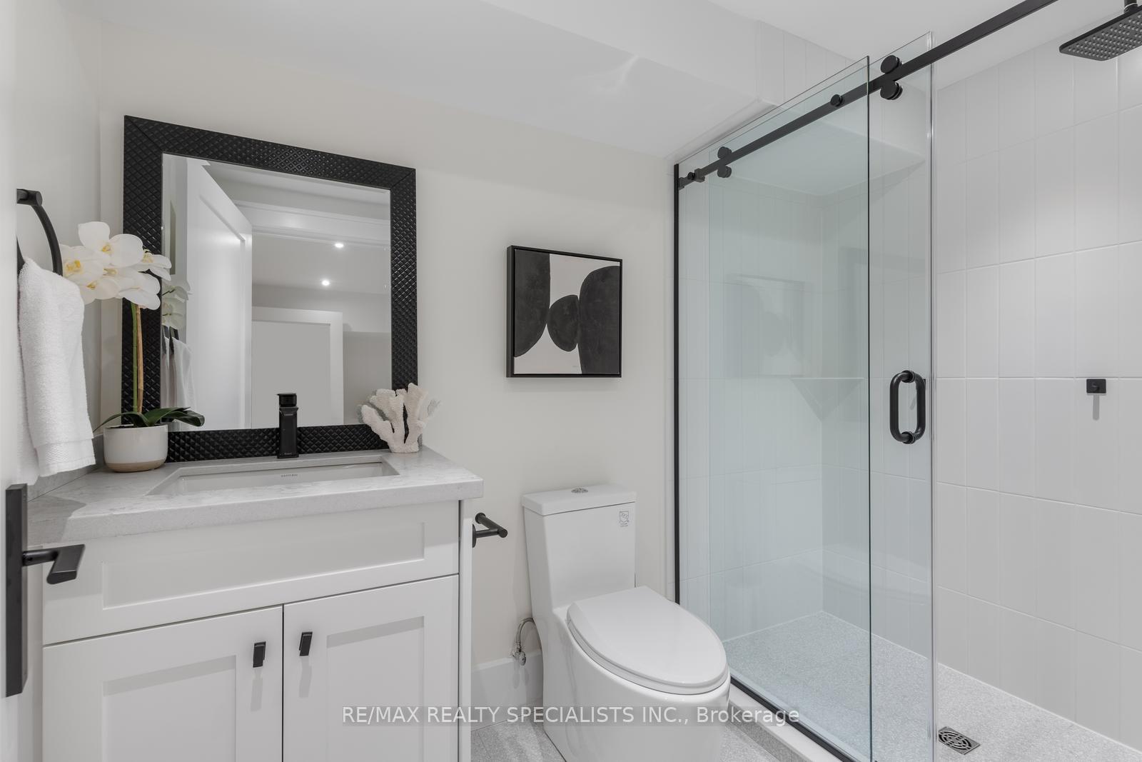 Photo 41 of 939 Teal Drive, Burlington, LaSalle — HOMEH