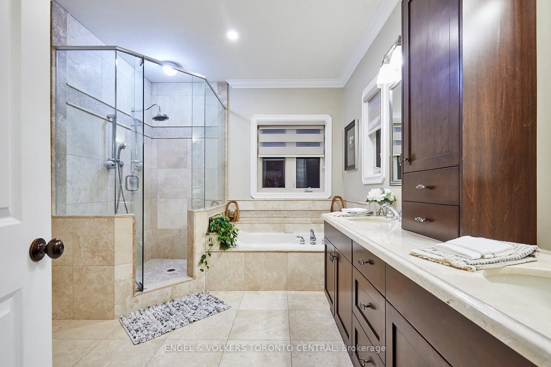 Photo 20 of 66 Varcoe Road, Clarington, Courtice — HOMEH